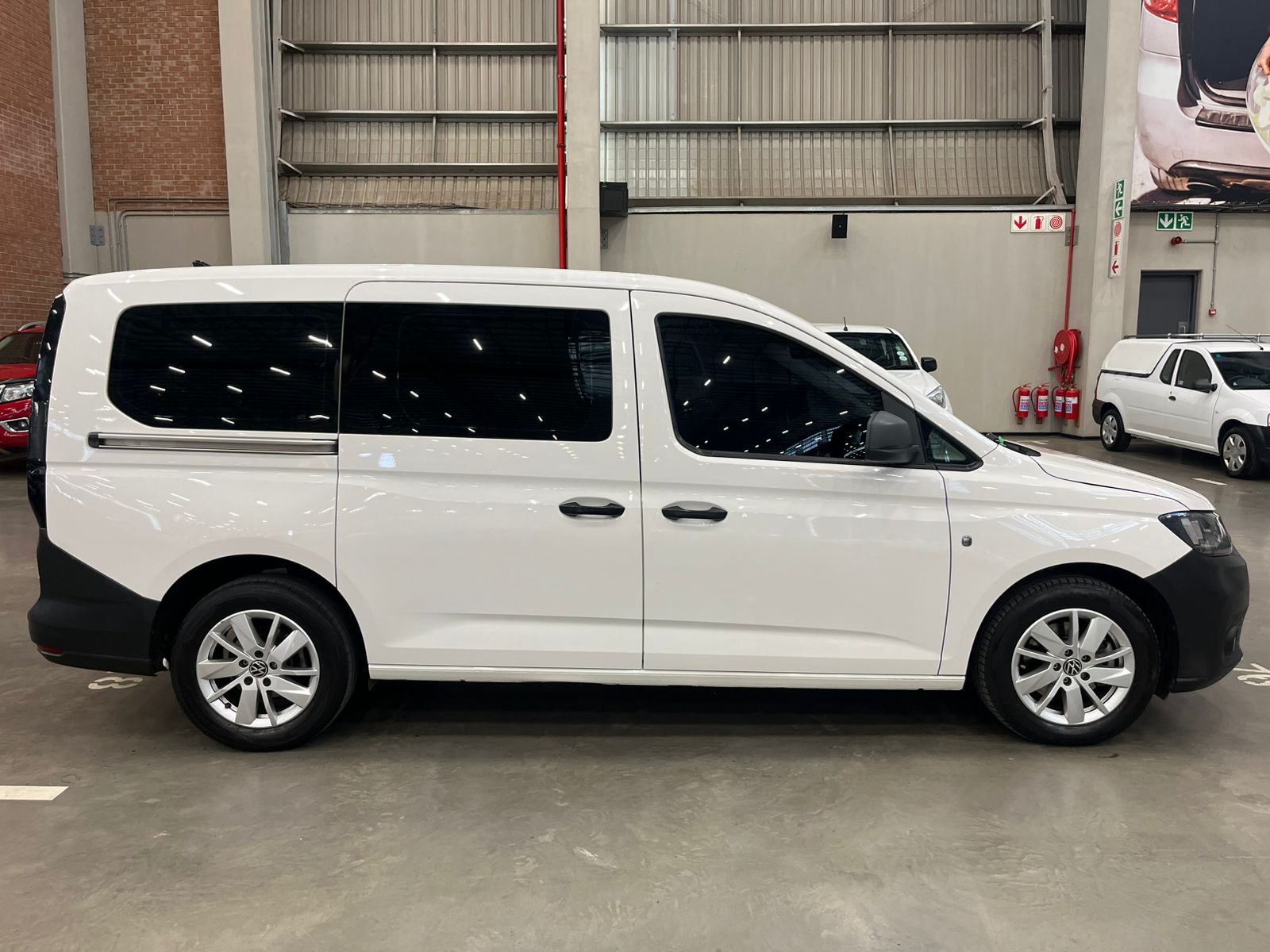 VOLKSWAGEN CADDY CADDY MAXI KOMBI 2.0 TDi