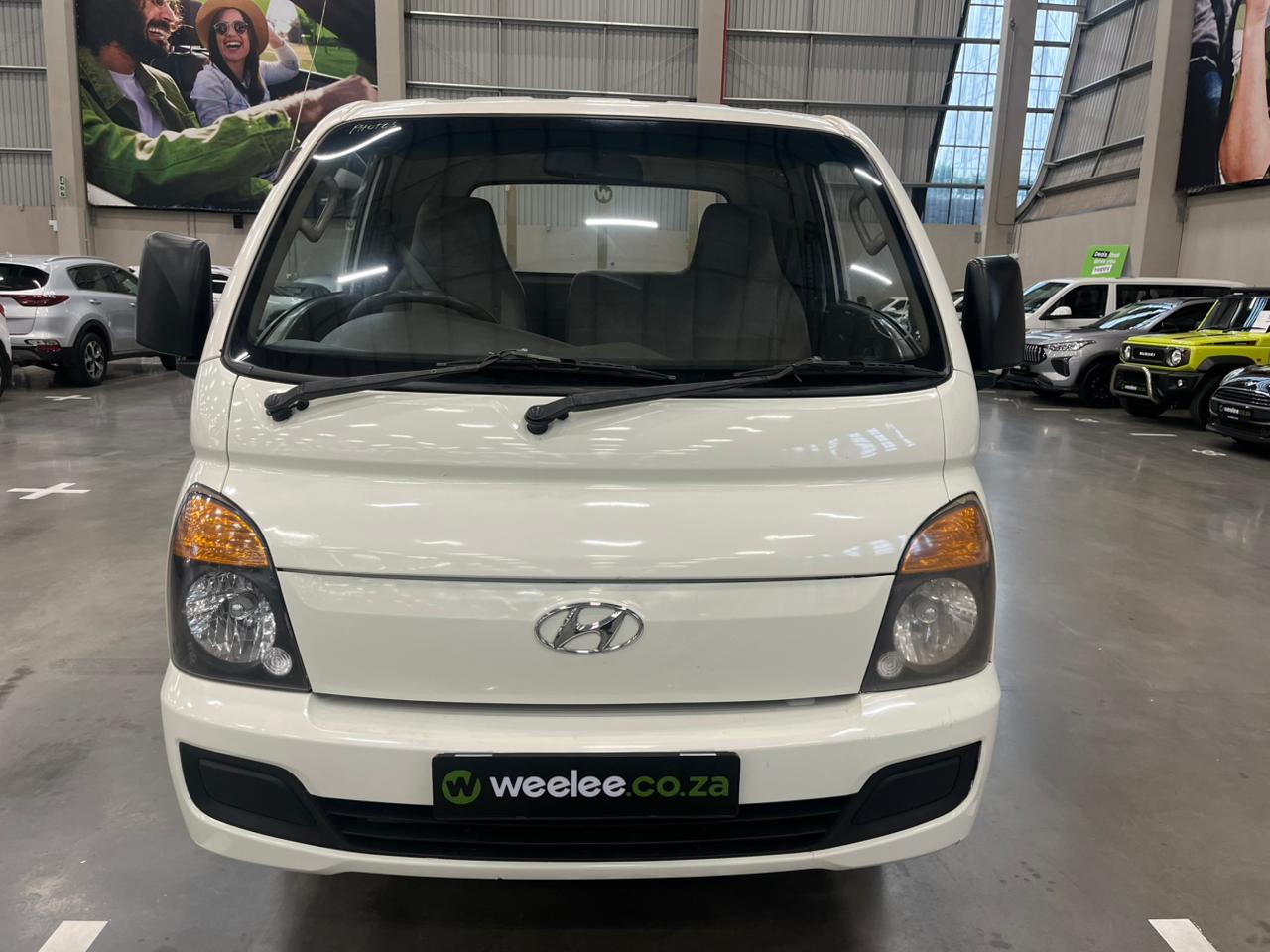 HYUNDAI H100 / BAKKIE H100 2.6D A/C F/C D/S