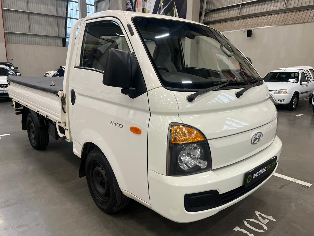 HYUNDAI H100 / BAKKIE H100 2.6D A/C F/C D/S