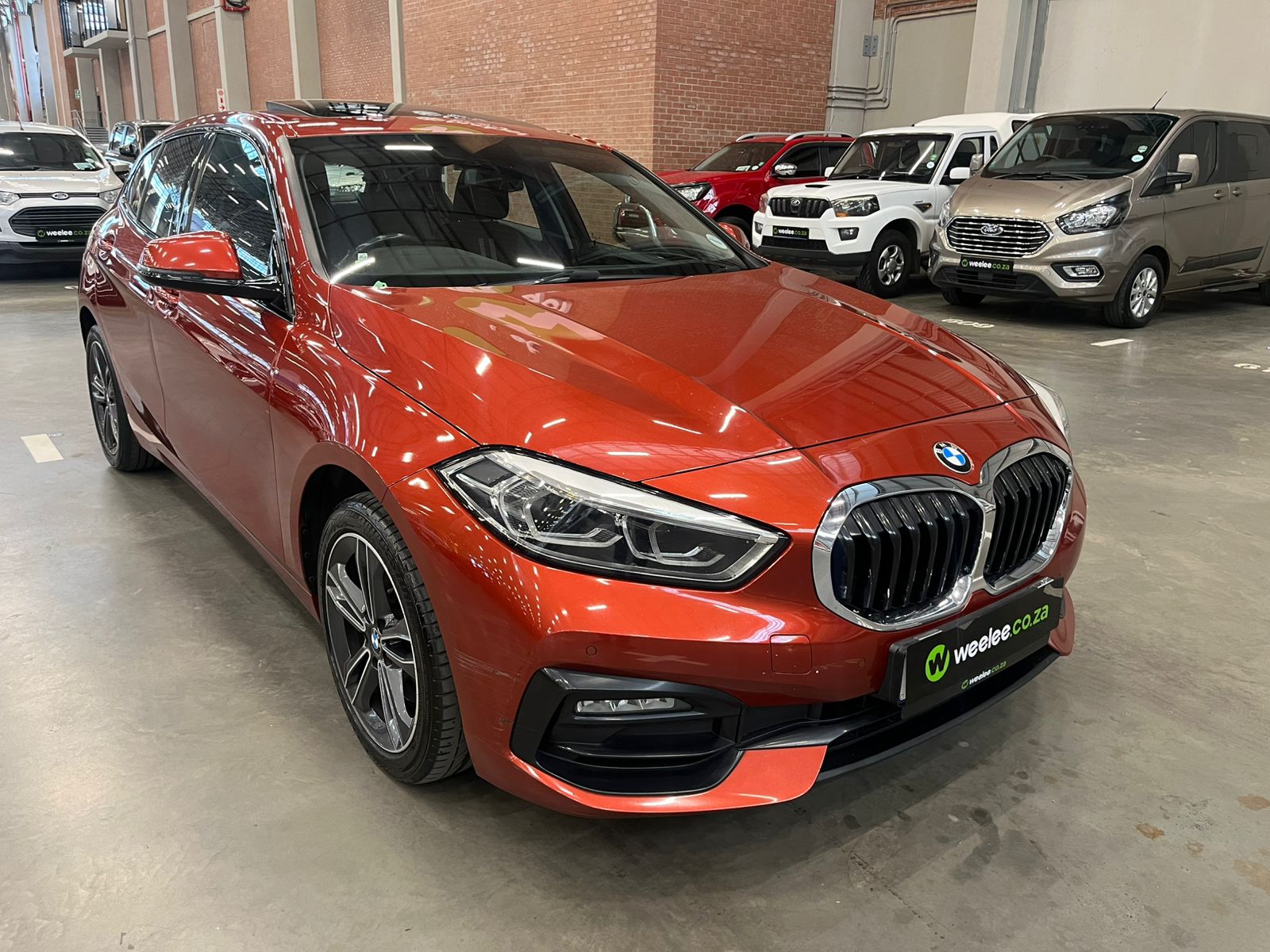 BMW 1 SERIES (F40) 118i SPORTLINE A/T (F40)