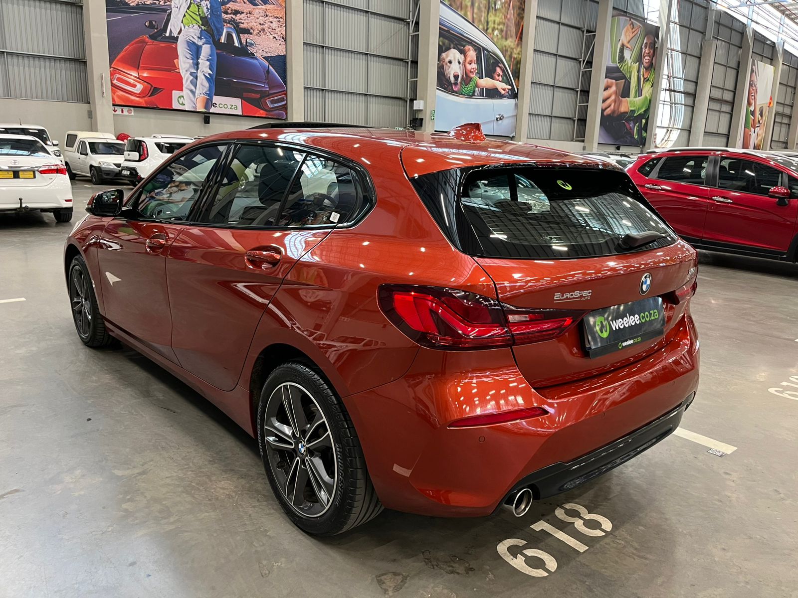 BMW 1 SERIES (F40) 118i SPORTLINE A/T (F40)