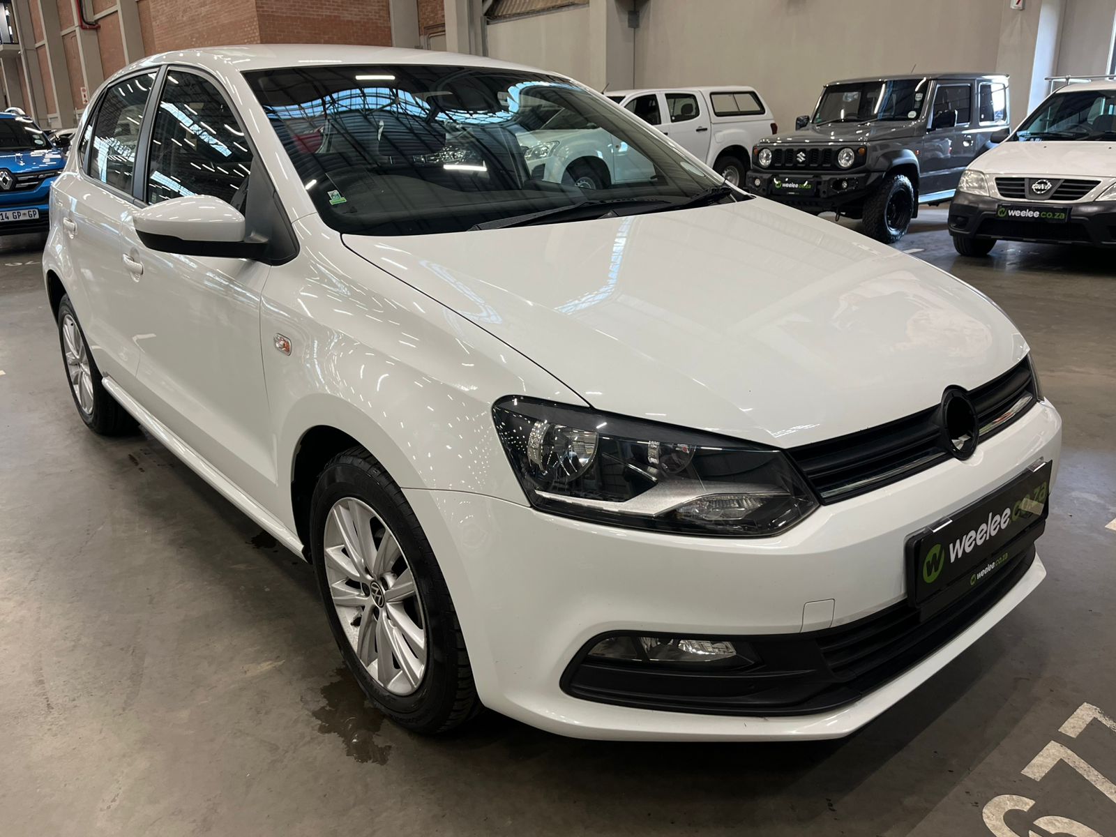 VOLKSWAGEN POLO VIVO POLO VIVO 1.4 COMFORTLINE (5DR)