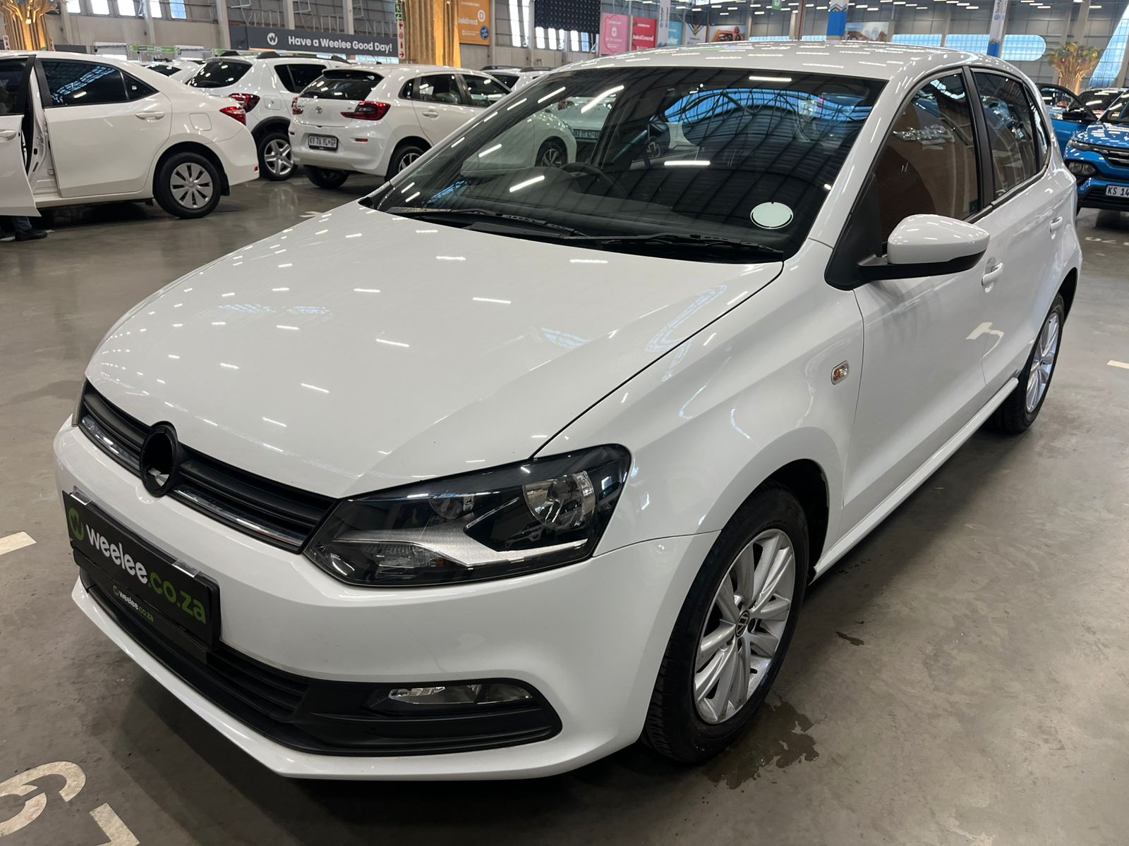 VOLKSWAGEN POLO VIVO POLO VIVO 1.4 COMFORTLINE (5DR)