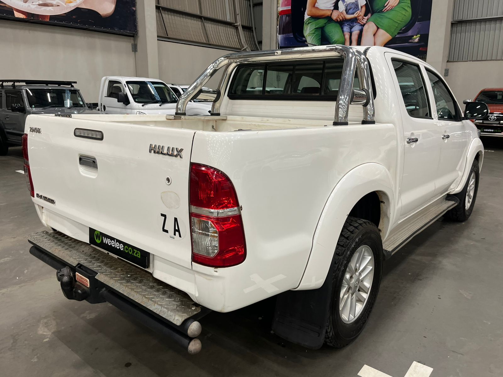 TOYOTA HI-LUX HILUX 2.5 D-4D VNT 106KW R/B P/U D/C