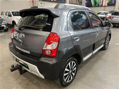 2015 TOYOTA ETIOS CROSS 1.5 Xs 5Dr