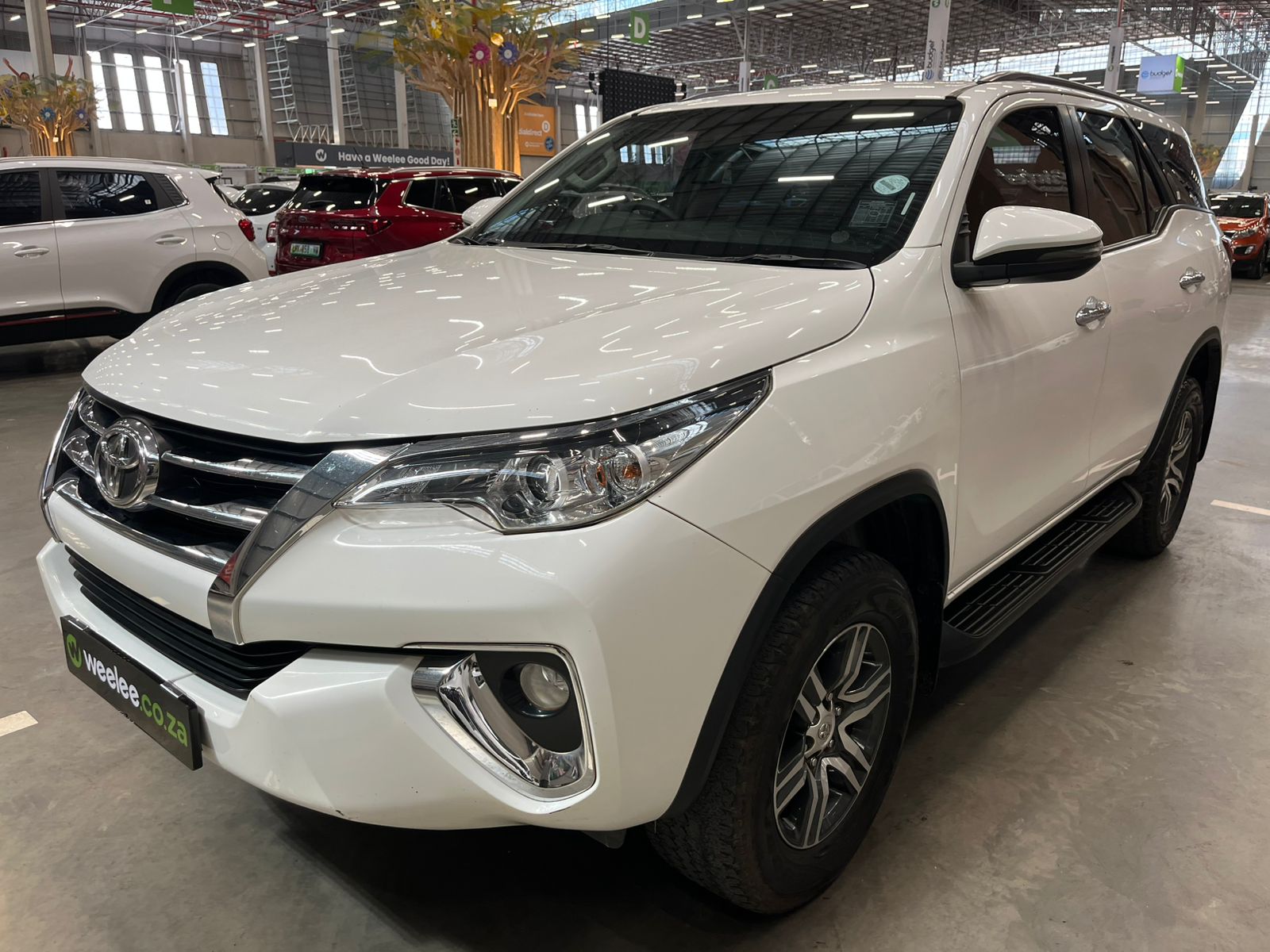 TOYOTA FORTUNER FORTUNER 2.4GD-6 R/B A/T