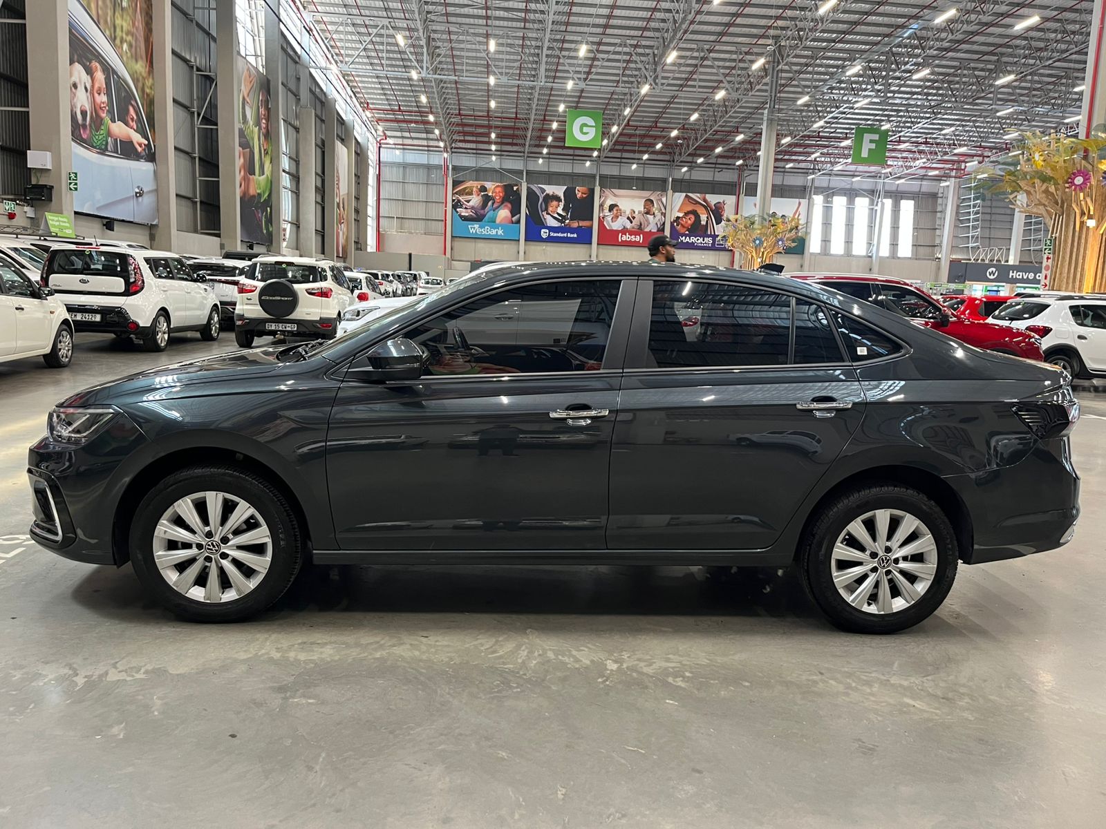 VOLKSWAGEN POLO CLASSIC POLO 1.6 LIFE