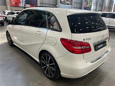 MERCEDES-BENZ B CLASS B 250 BE A/T