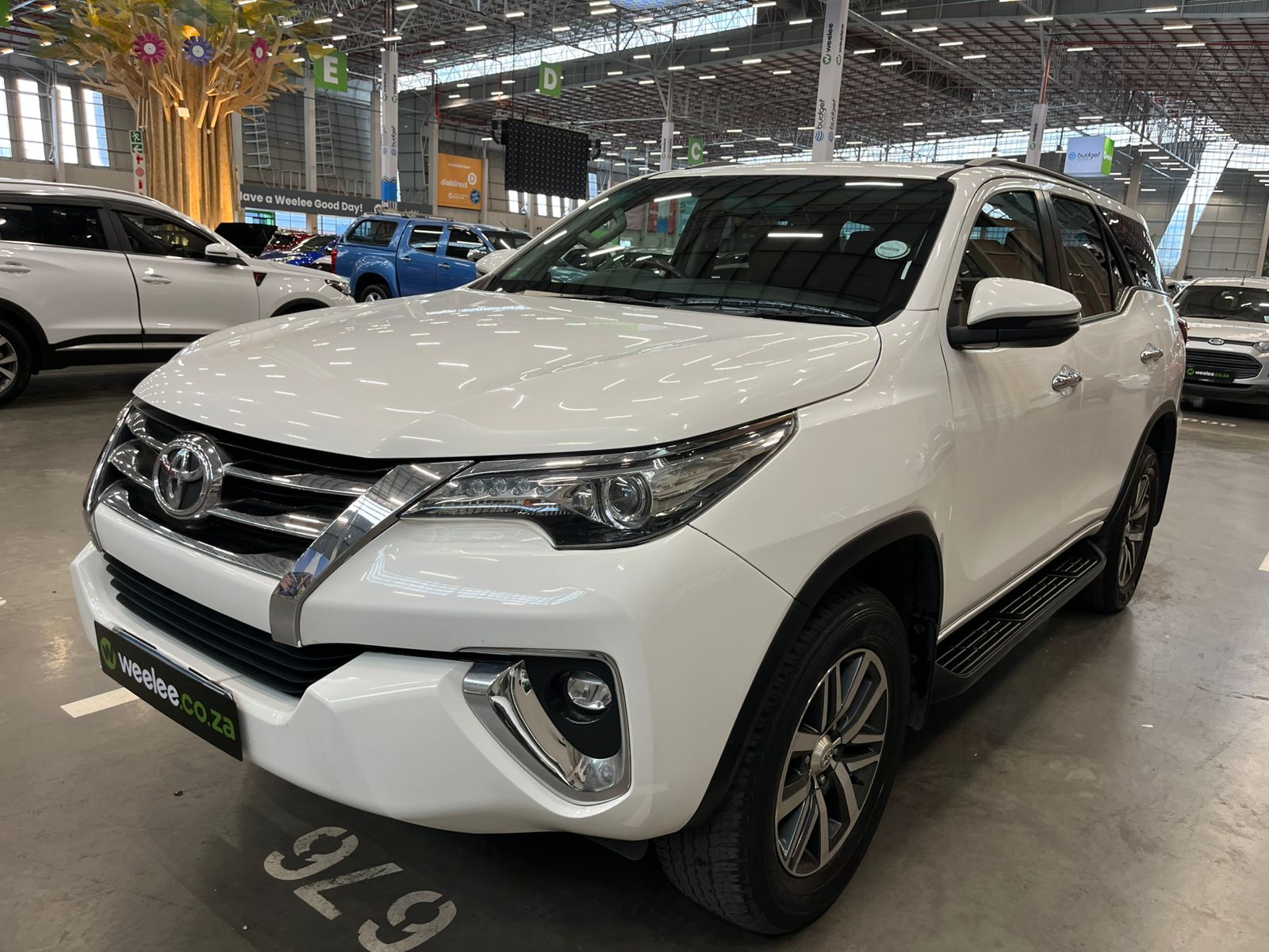 TOYOTA FORTUNER FORTUNER 2.8GD-6 R/B
