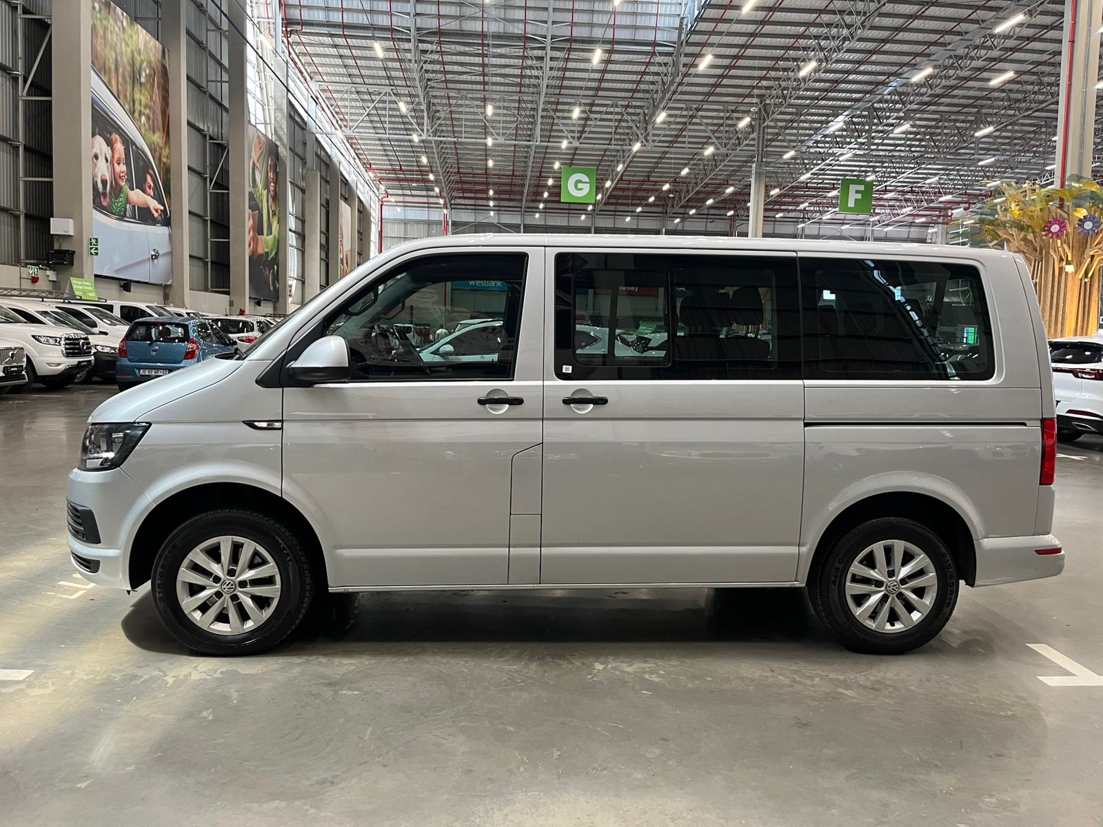 VOLKSWAGEN T6 T6 KOMBI 2.0 TDi DSG 103kw (TRENDLINE PLUS)