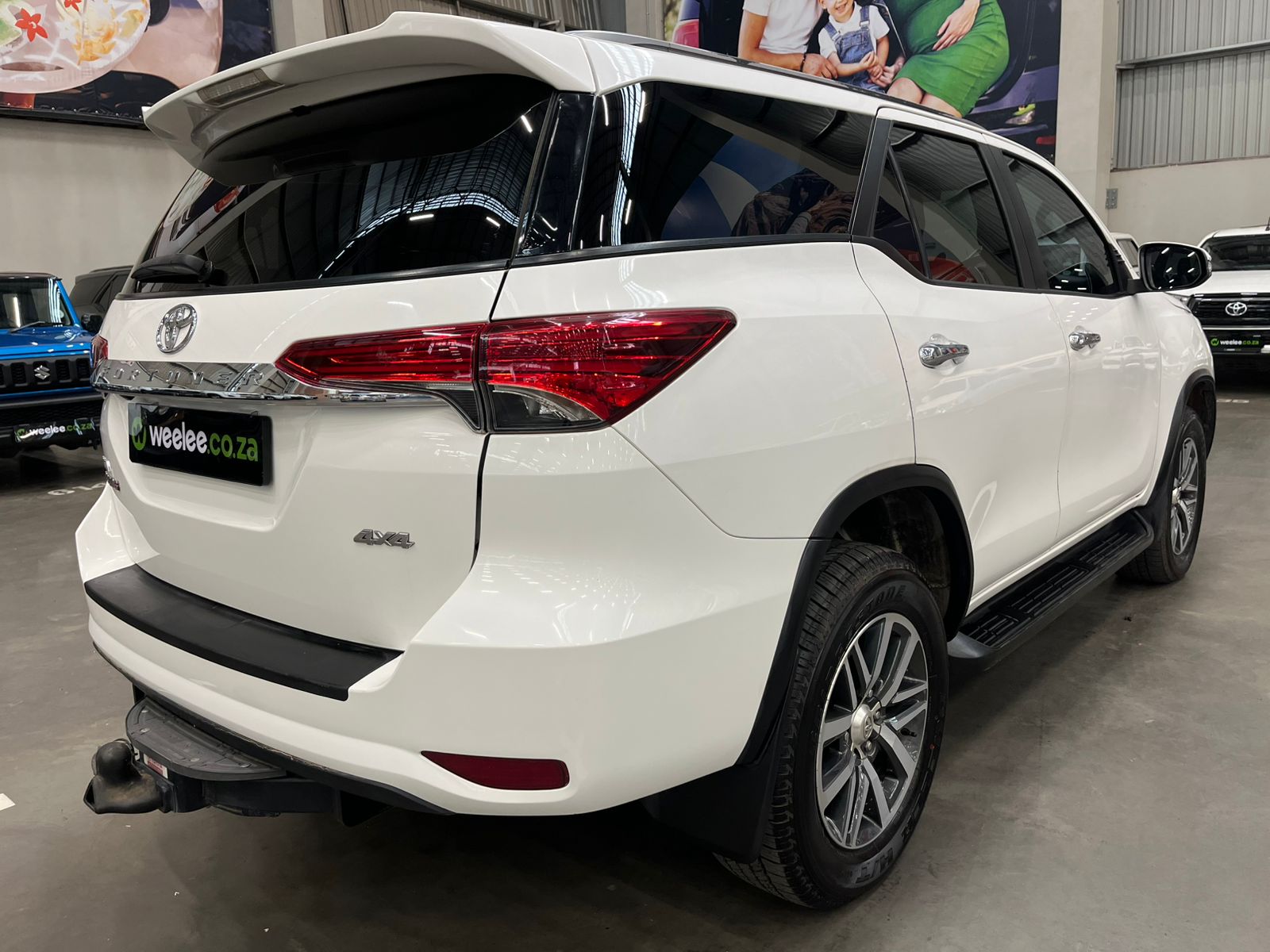 TOYOTA FORTUNER FORTUNER 2.8GD-6 4X4 A/T