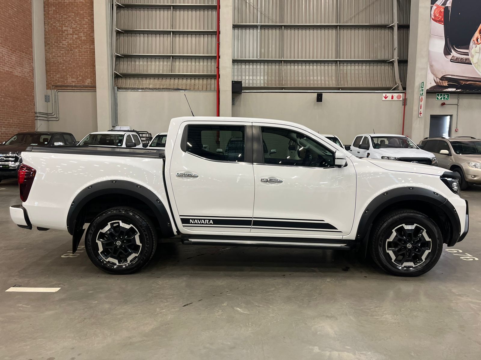 NISSAN NAVARA NAVARA 2.5DDTI LE A/T D/C P/U