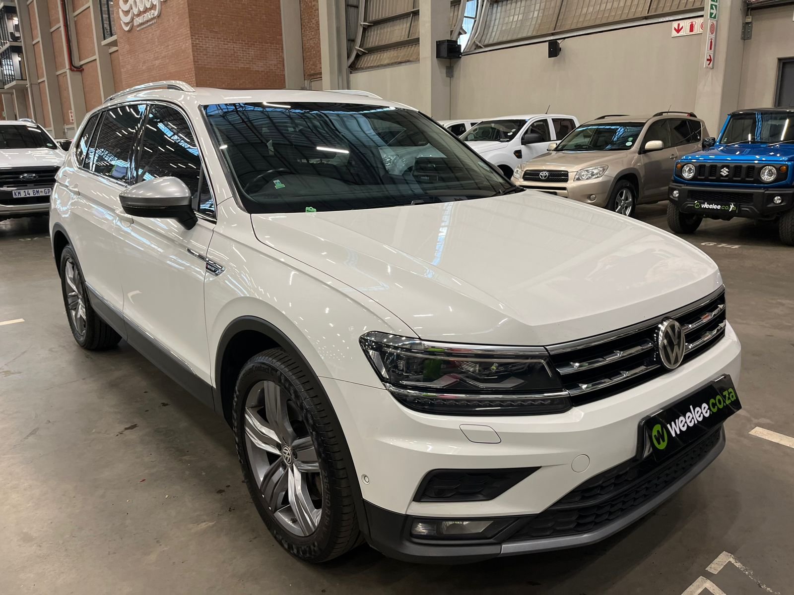VOLKSWAGEN TIGUAN TIGUAN ALLSPACE 2.0 TSI C/LINE 4MOT DSG(132KW)