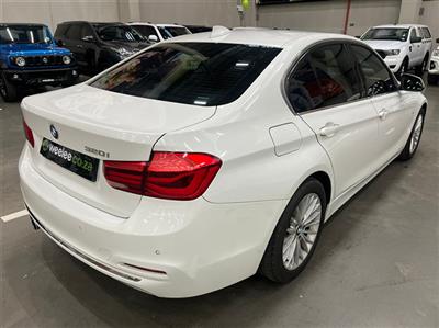 2018 BMW 320i LUXURY LINE A/T (F30)