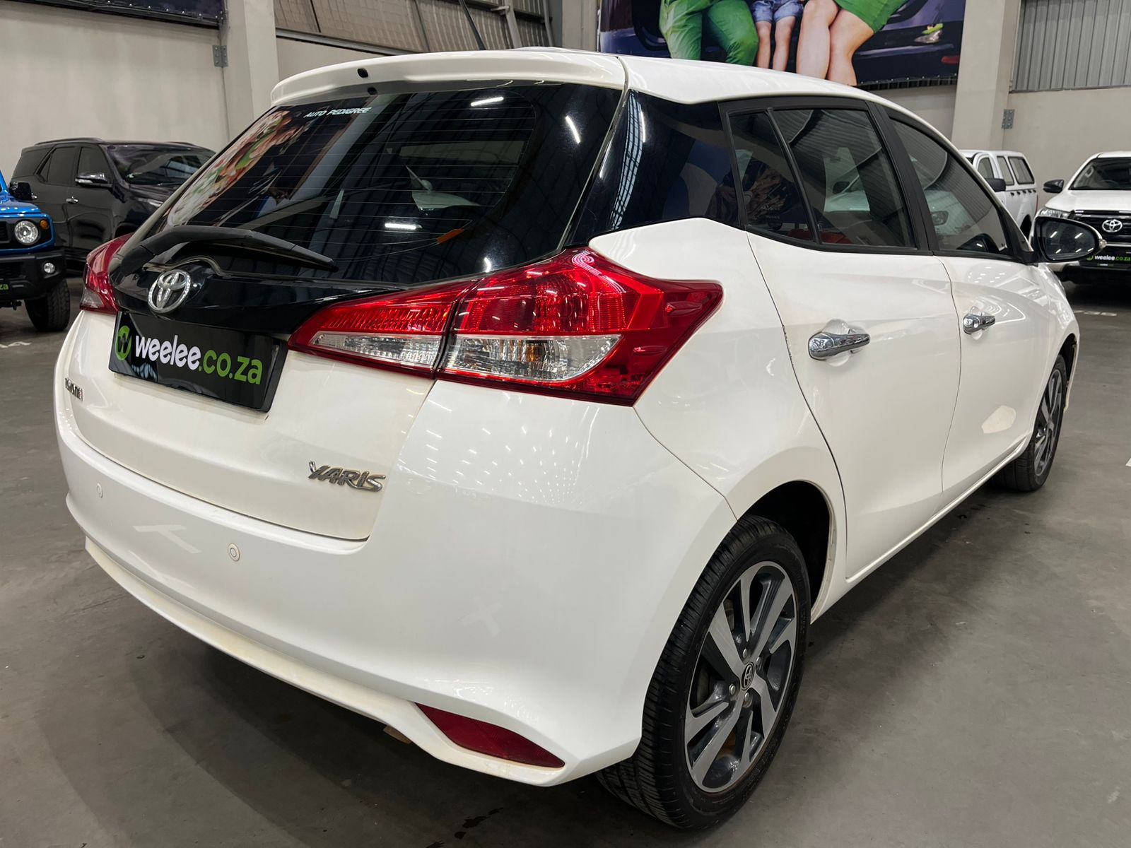 TOYOTA YARIS YARIS 1.5 XS CVT 5Dr