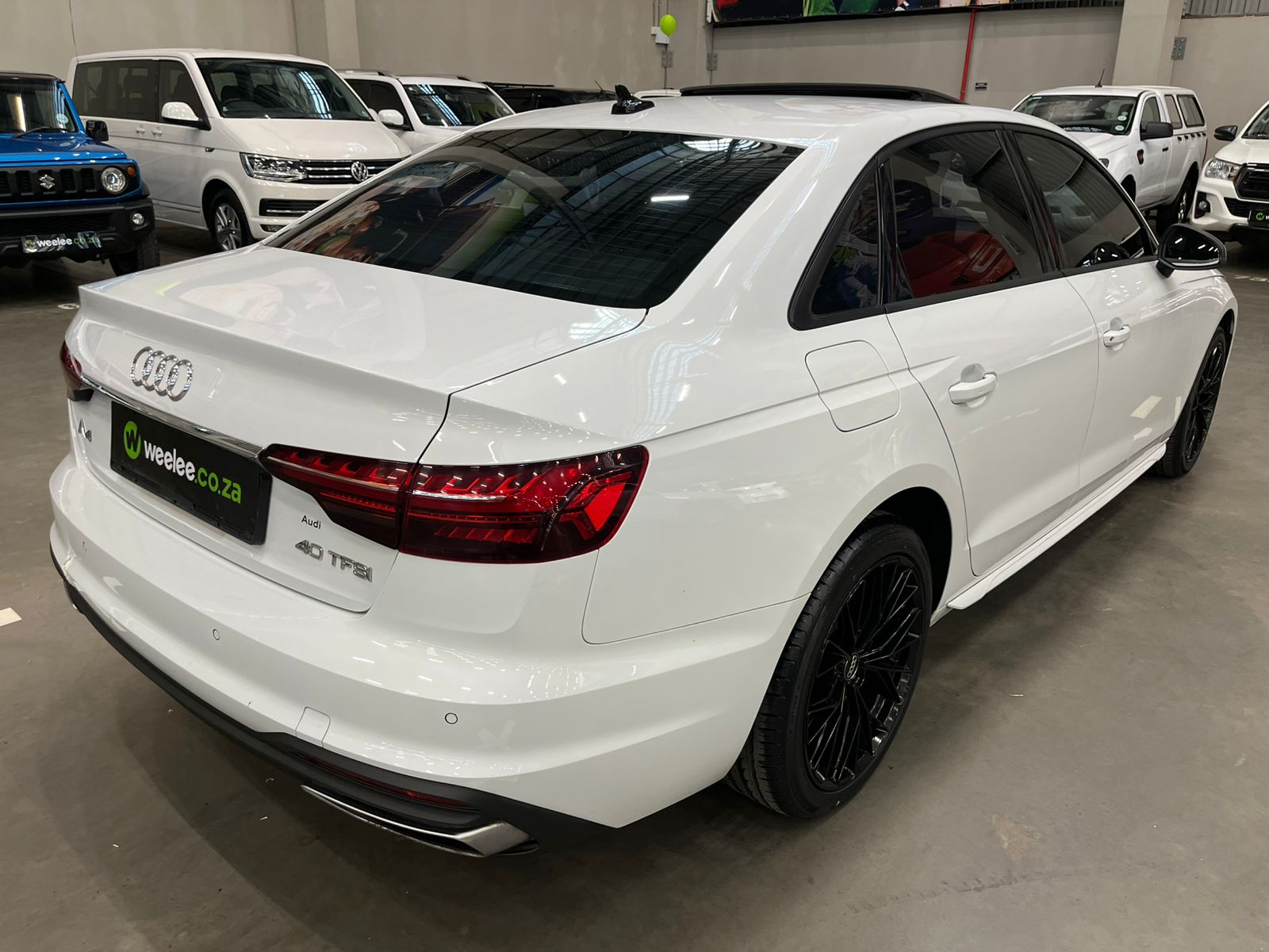 AUDI A4 A4 40 TFSI STRONIC