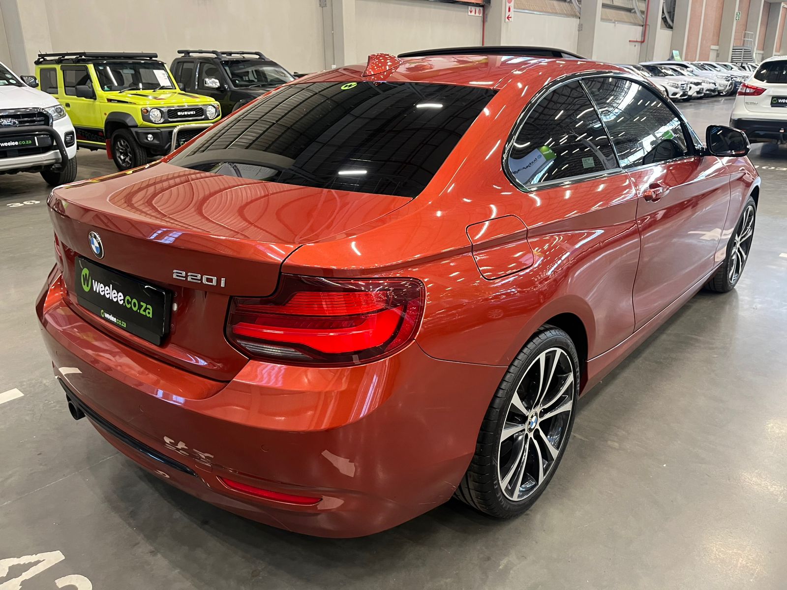 BMW 2 SERIES 220i SPORT LINE SHADOW EDITION A/T (F22)