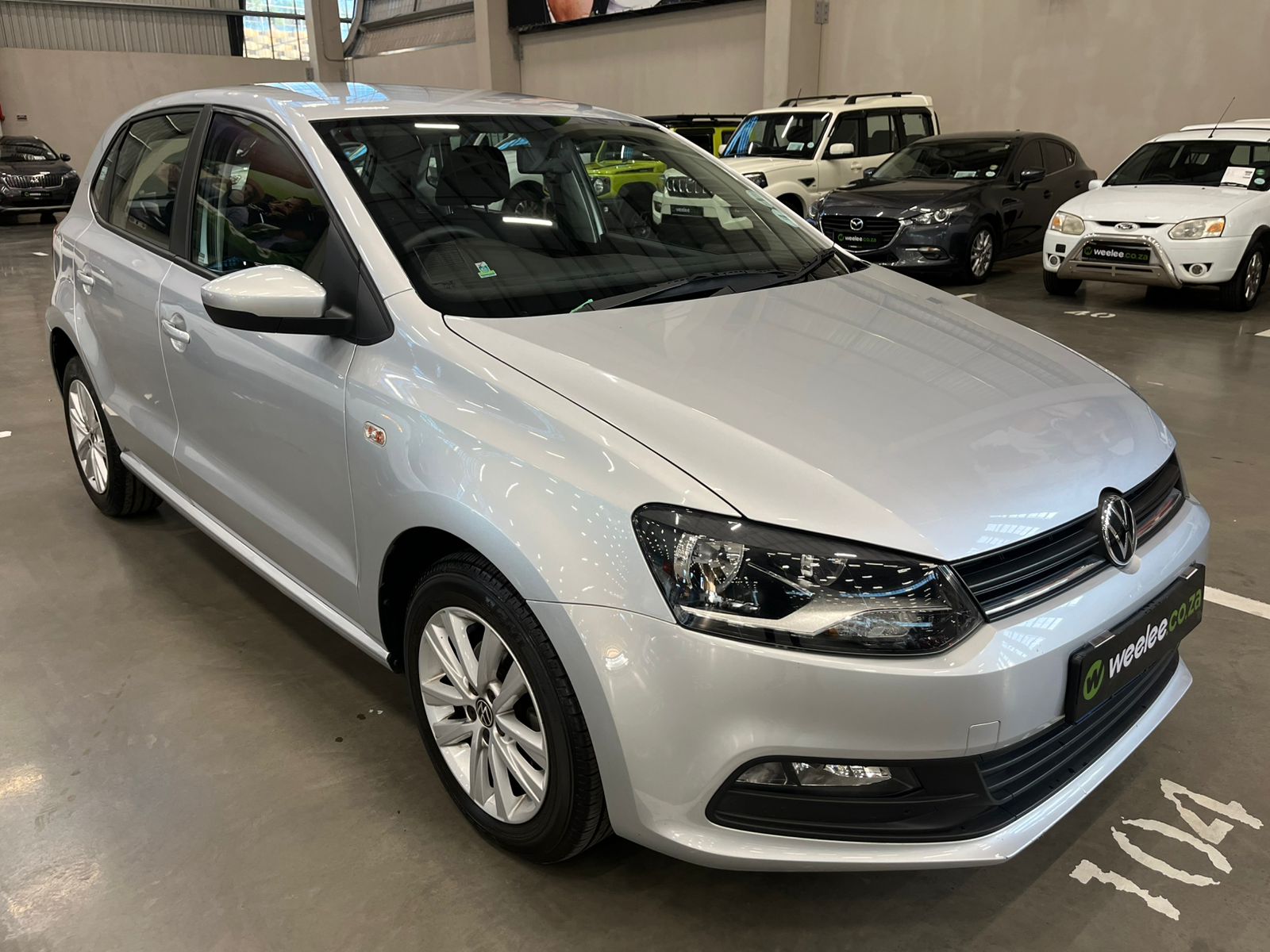 VOLKSWAGEN POLO VIVO POLO VIVO 1.6 COMFORTLINE TIP (5DR)