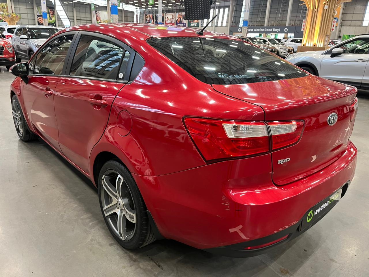 KIA RIO RIO1.4 (4DR)