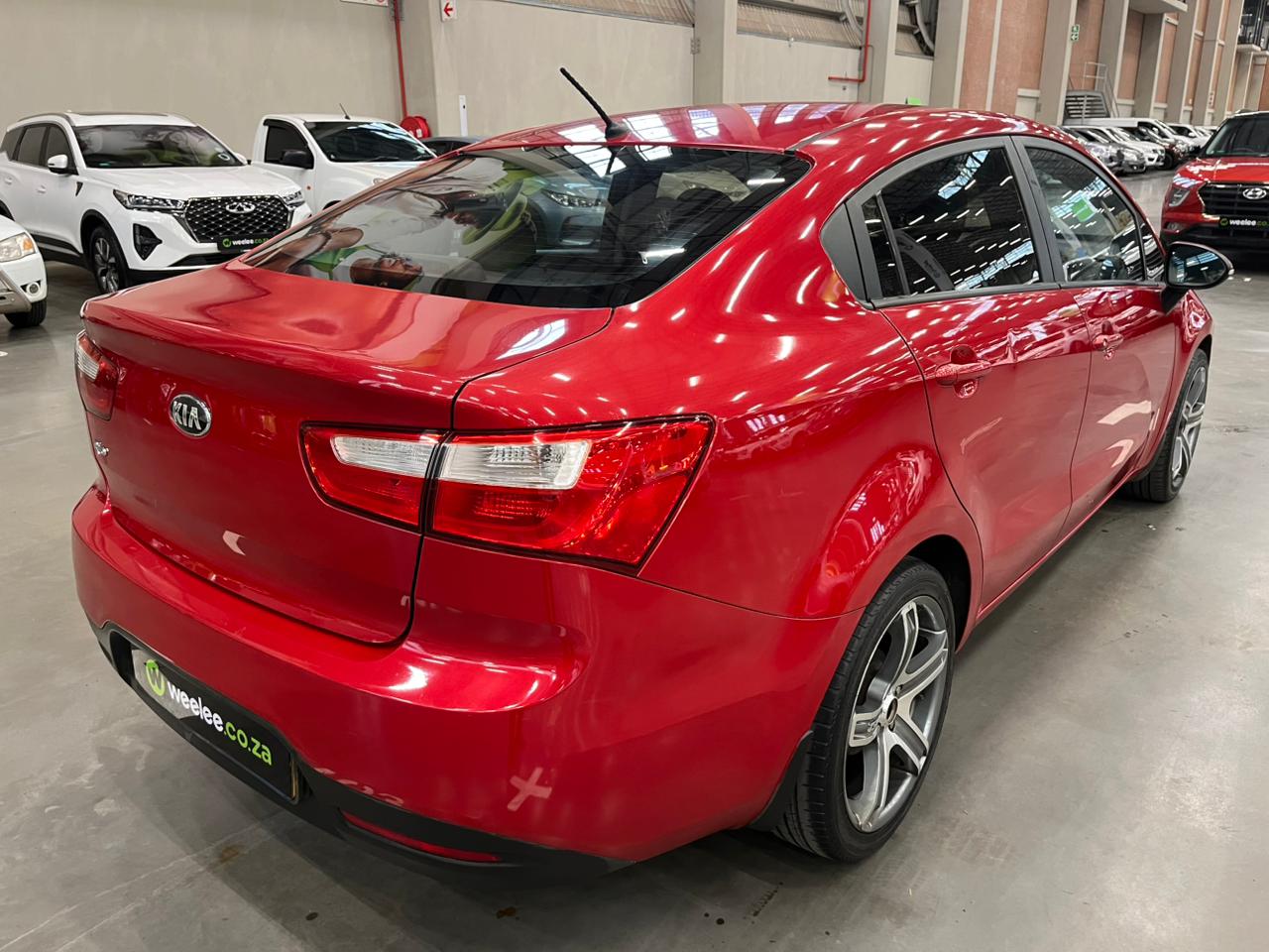 KIA RIO RIO1.4 (4DR)
