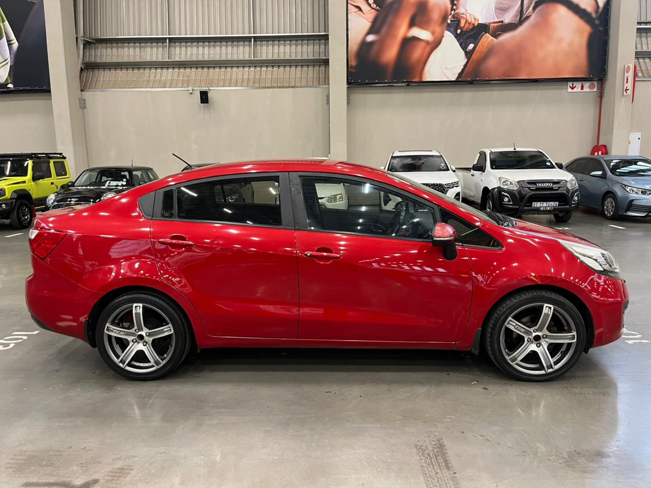 KIA RIO RIO1.4 (4DR)