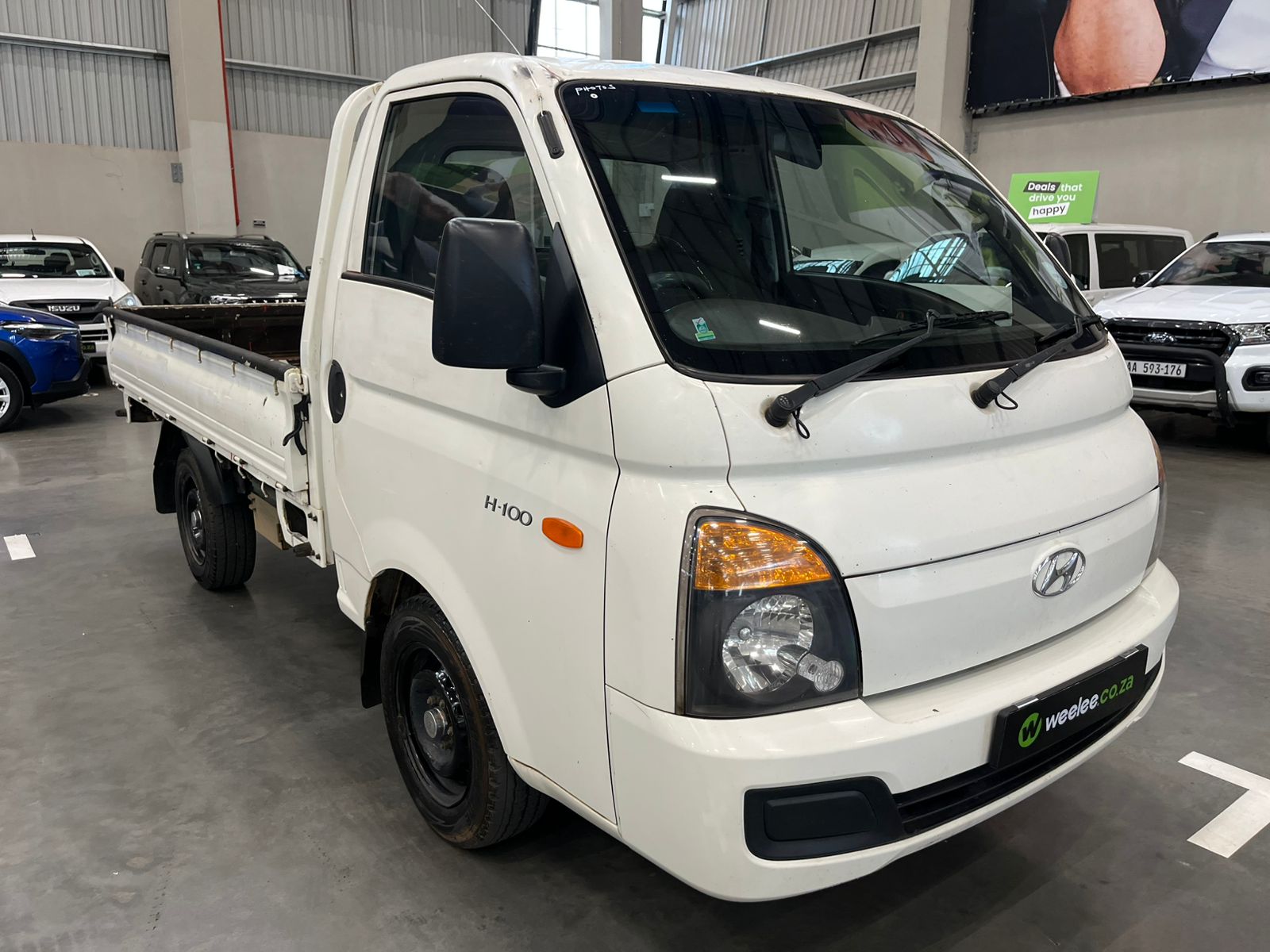 HYUNDAI H100 / BAKKIE H100 2.6D A/C F/C D/S