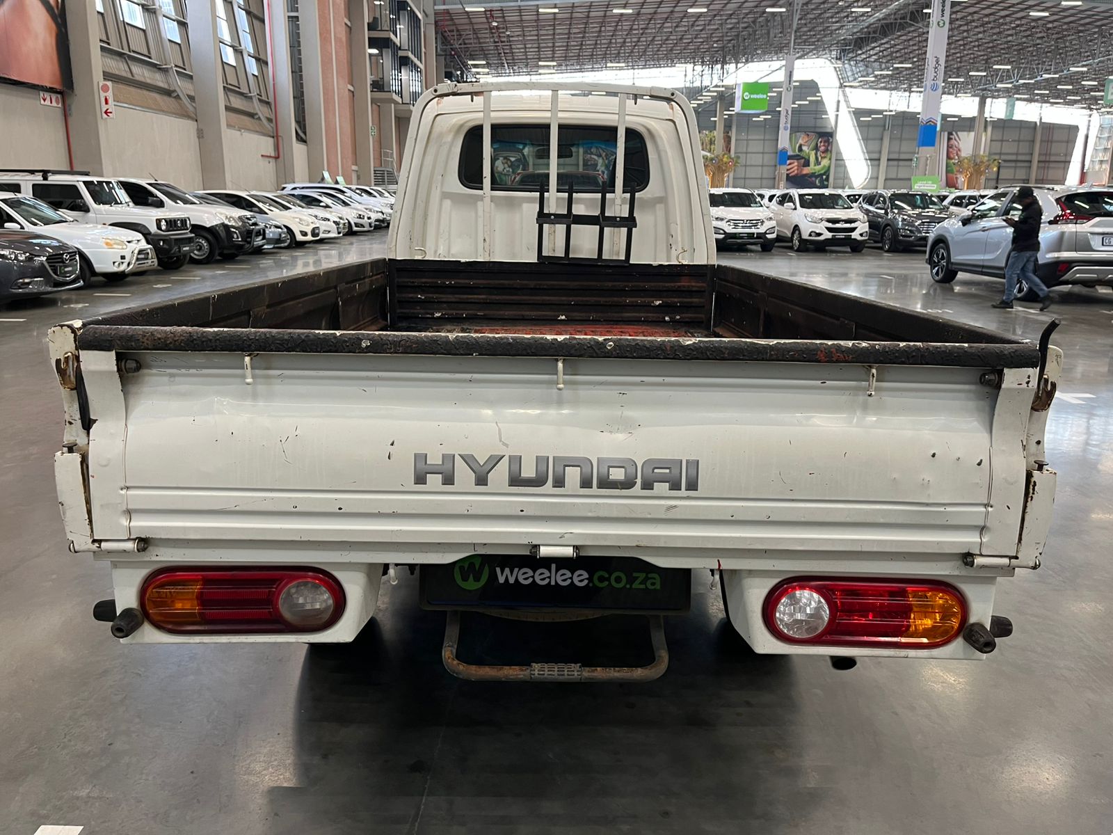 HYUNDAI H100 / BAKKIE H100 2.6D A/C F/C D/S