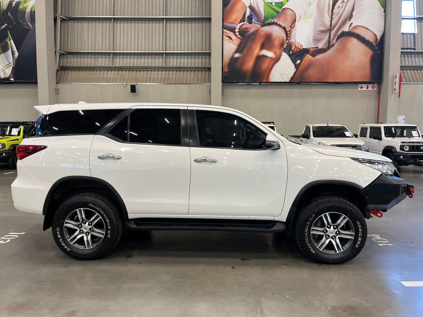 TOYOTA FORTUNER FORTUNER 2.4GD-6 4X4 A/T