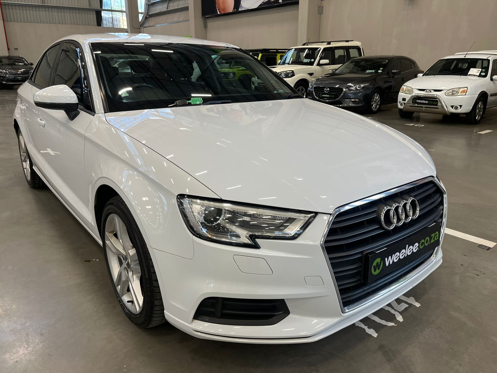 AUDI A3 A3 2.0T FSI STRONIC (40 T FSI)