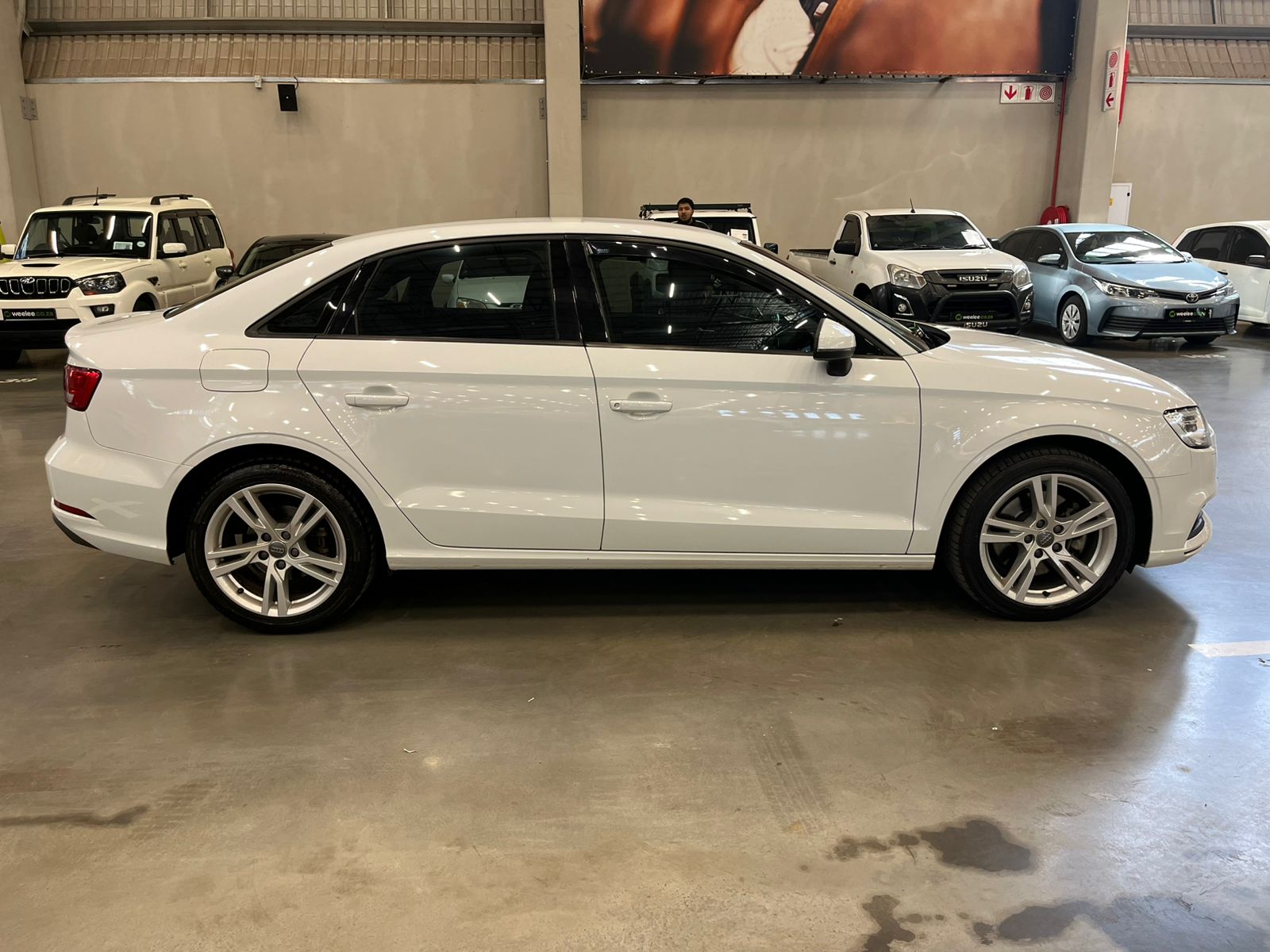 AUDI A3 A3 2.0T FSI STRONIC (40 T FSI)