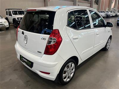 2012 HYUNDAI i10 1.25 GLS/FLUID
