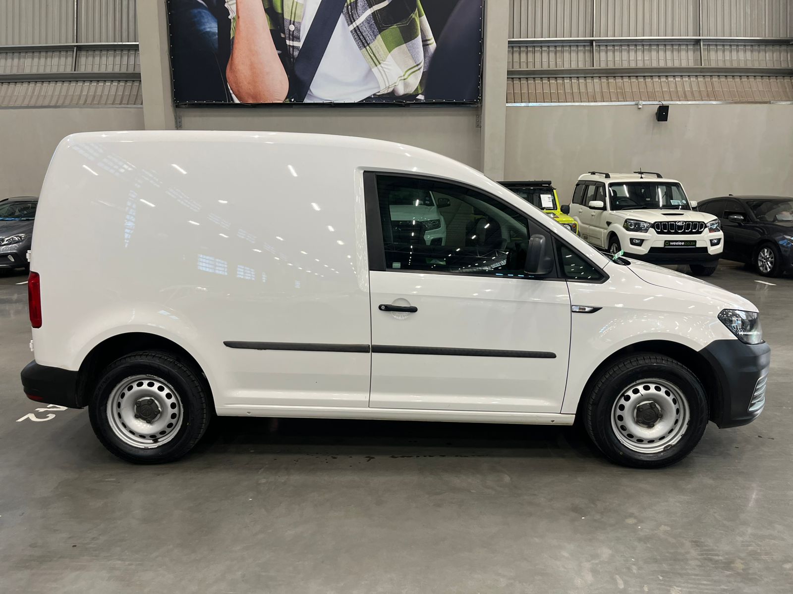 VOLKSWAGEN CADDY CADDY4 1.6i (81KW) F/C P/V