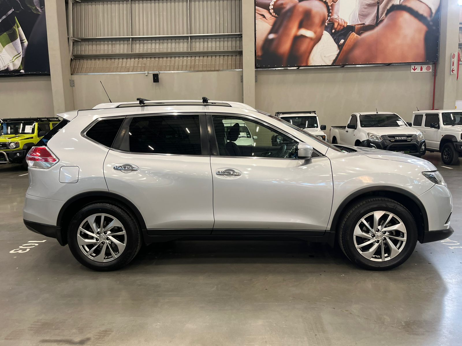 NISSAN X TRAIL X TRAIL 2.0 XE (T32)