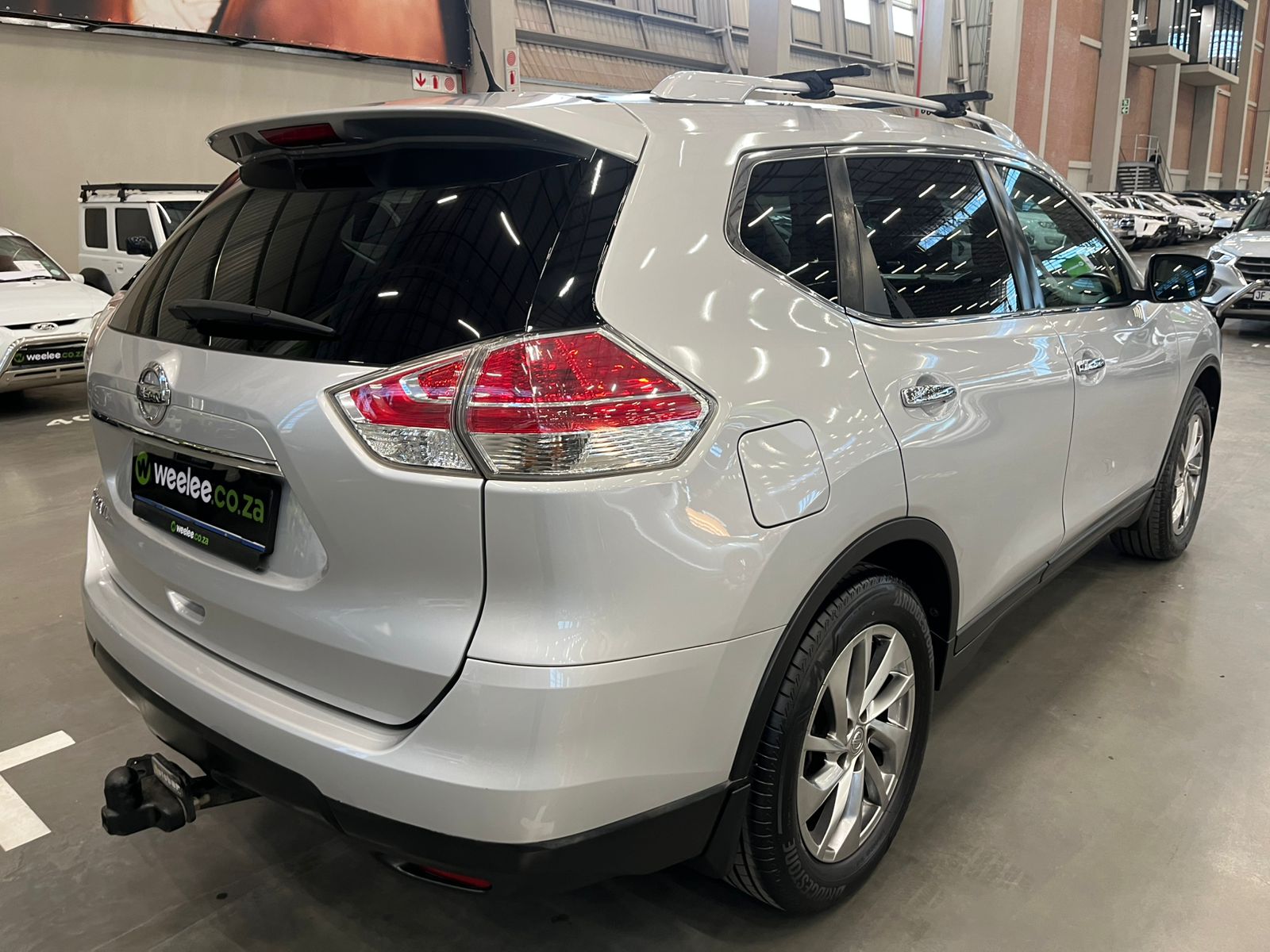 NISSAN X TRAIL X TRAIL 2.0 XE (T32)