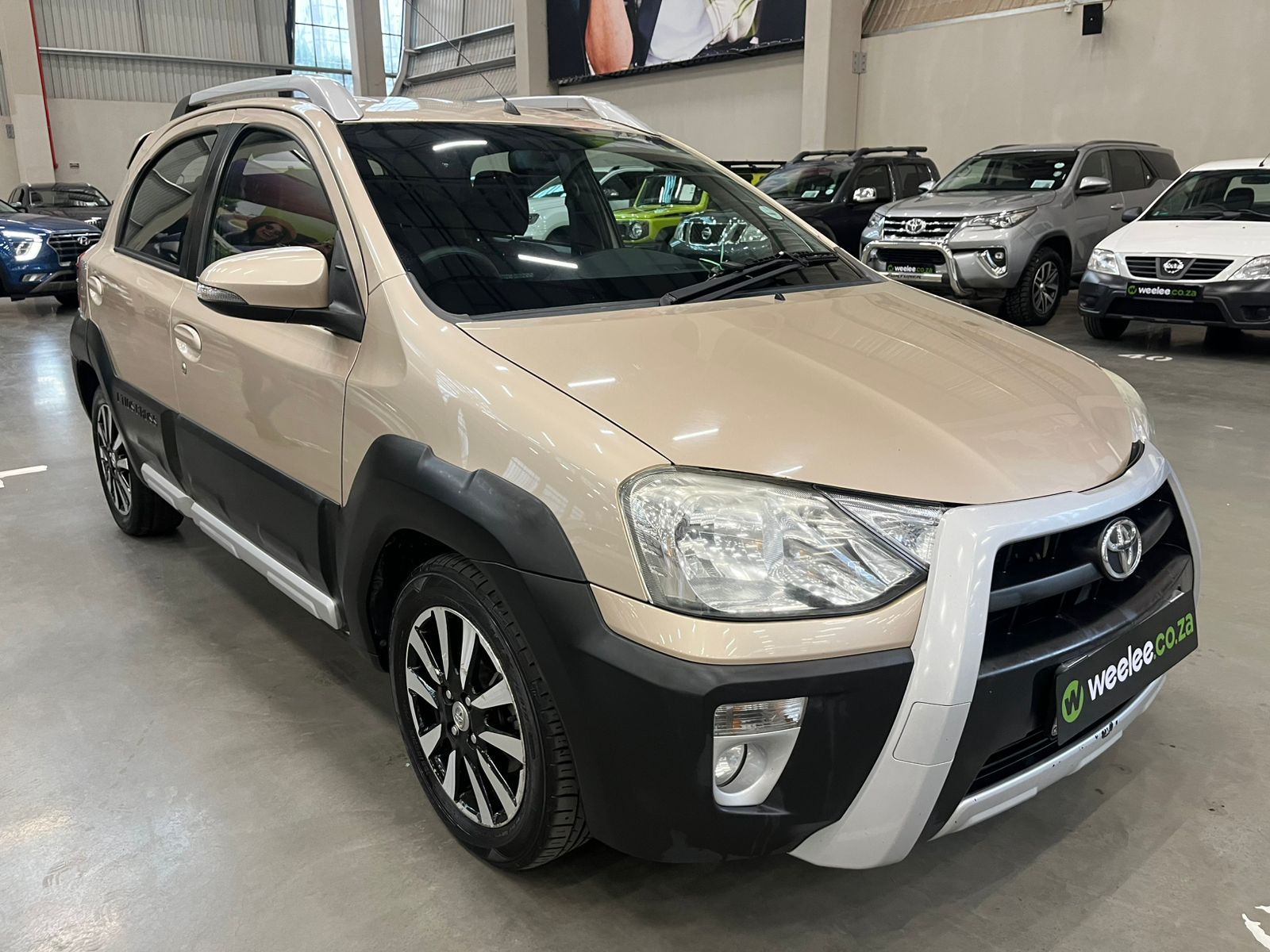 TOYOTA ETIOS ETIOS CROSS 1.5 Xs 5Dr