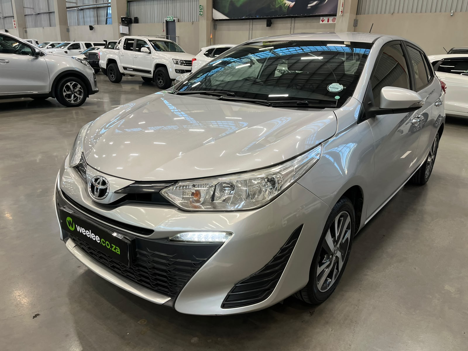 TOYOTA YARIS YARIS 1.5 XS CVT 5Dr