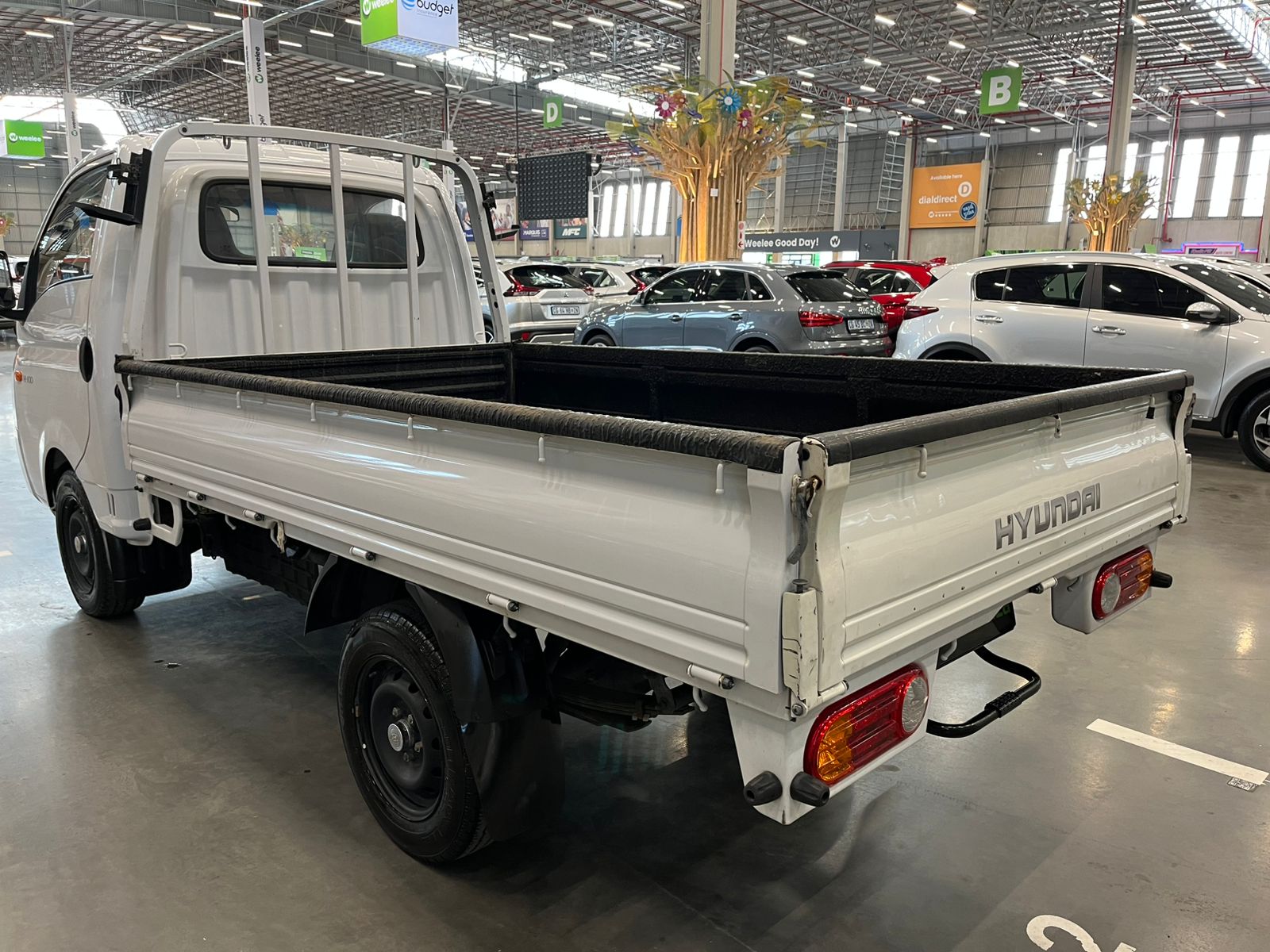 HYUNDAI H100 / BAKKIE H100 2.6D F/C D/S