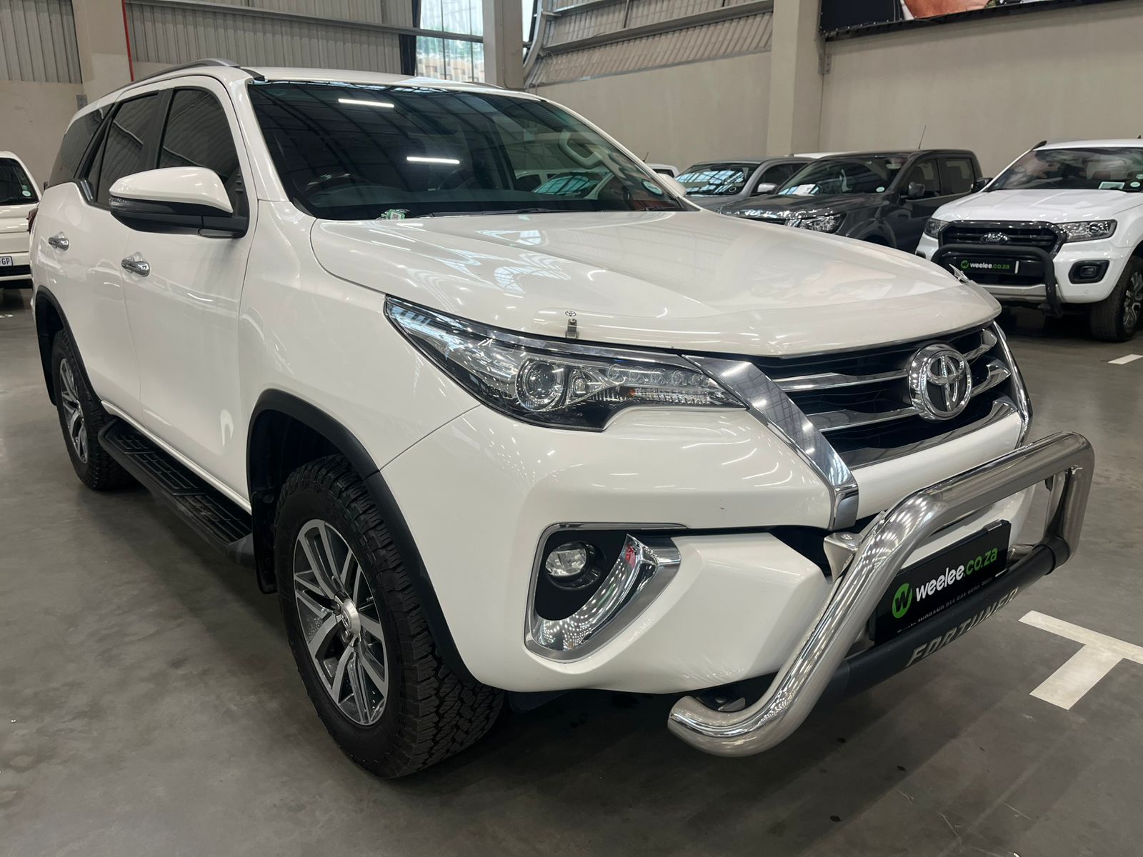 TOYOTA FORTUNER FORTUNER 2.8GD-6 R/B A/T