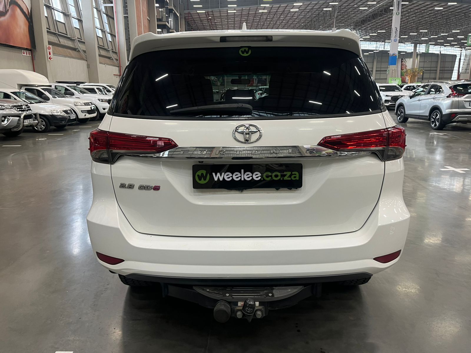 TOYOTA FORTUNER FORTUNER 2.8GD-6 R/B A/T