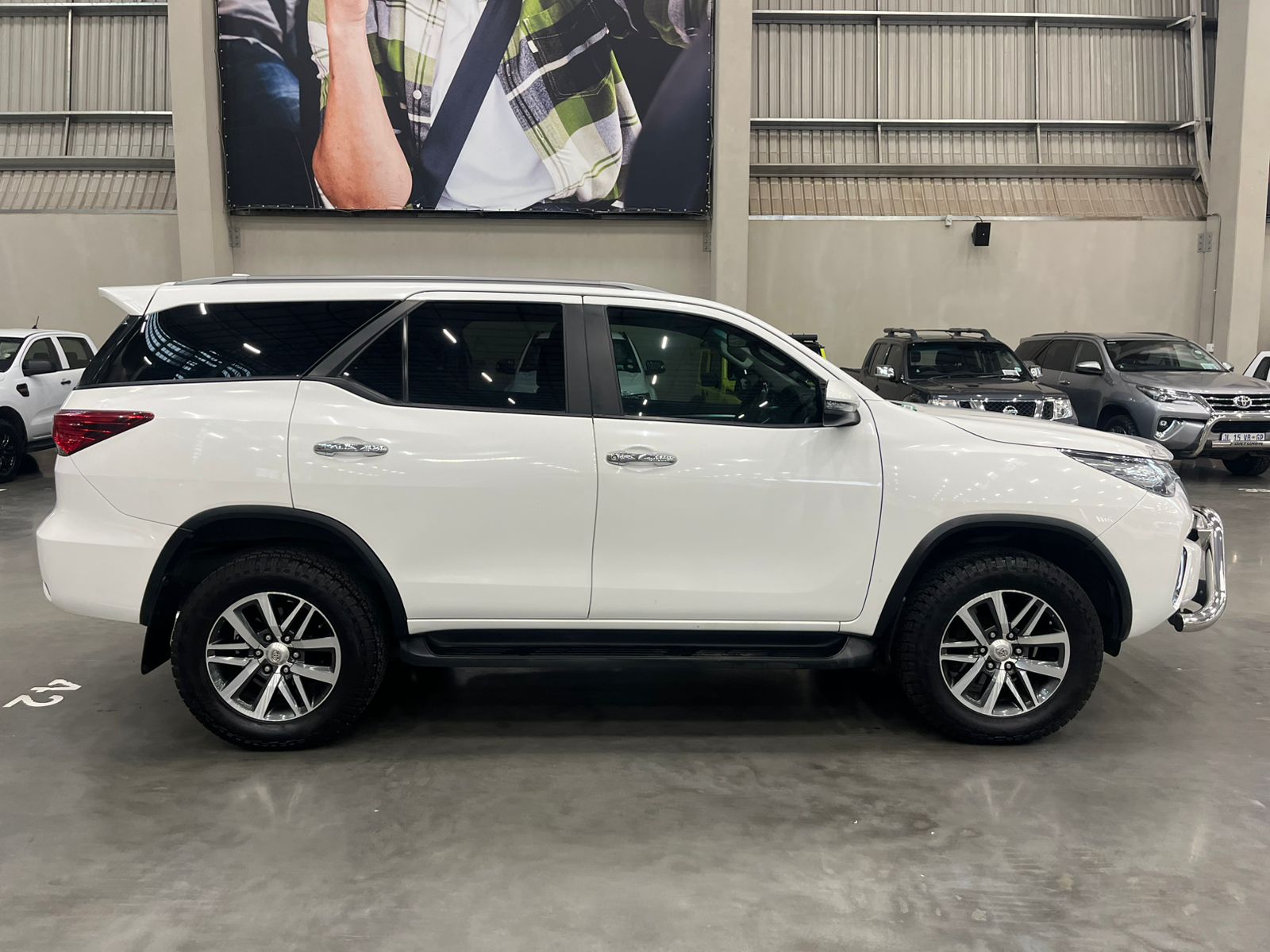 TOYOTA FORTUNER FORTUNER 2.8GD-6 R/B A/T