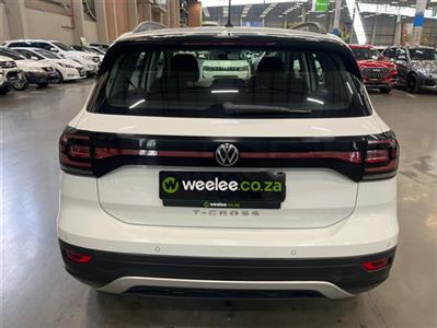 VOLKSWAGEN T-CROSS T-CROSS 1.0 TSI COMFORTLINE DSG