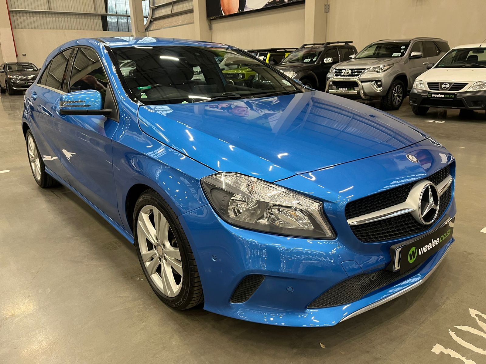 MERCEDES-BENZ A CLASS A 200d STYLE A/T