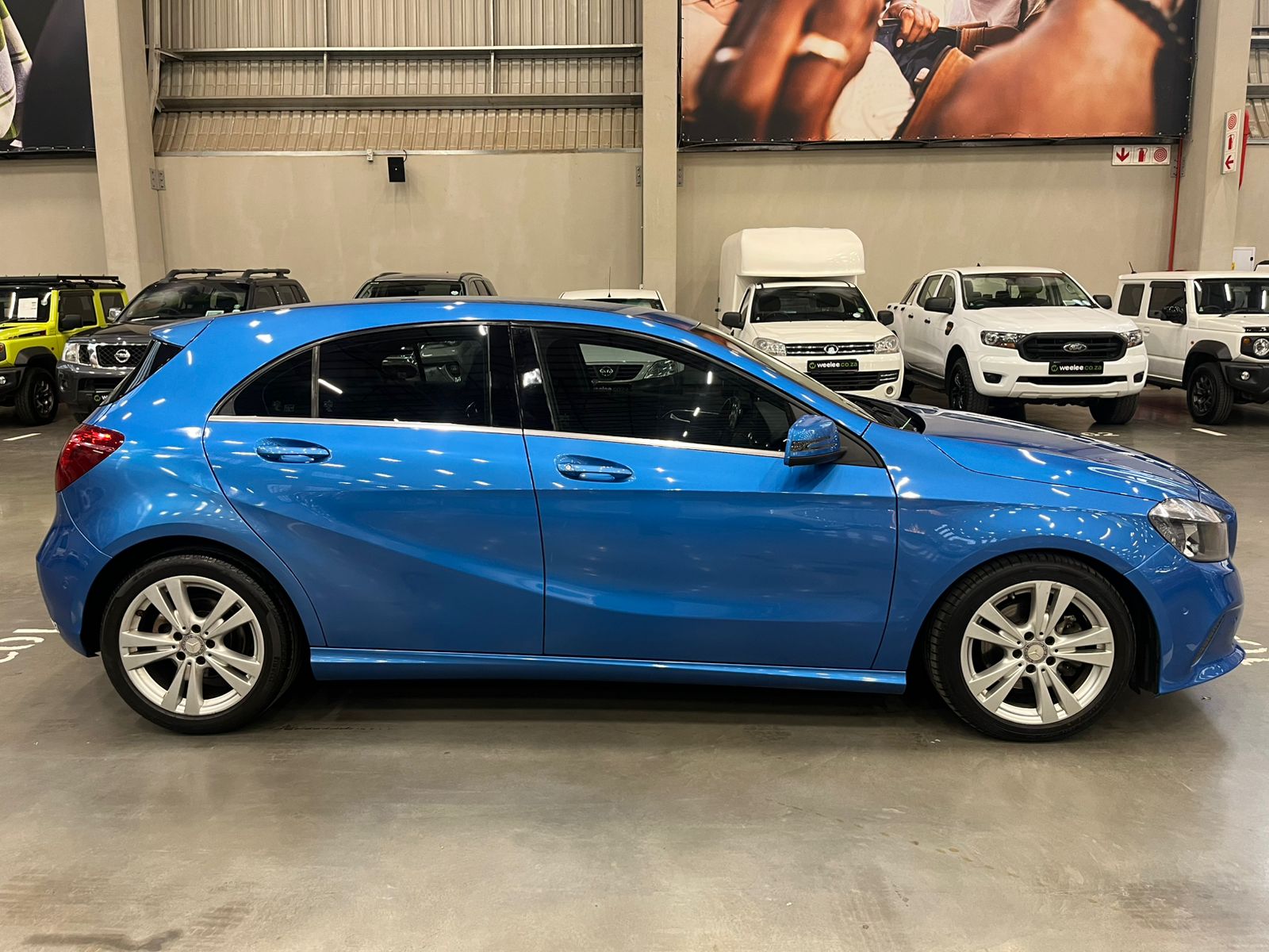 MERCEDES-BENZ A CLASS A 200d STYLE A/T