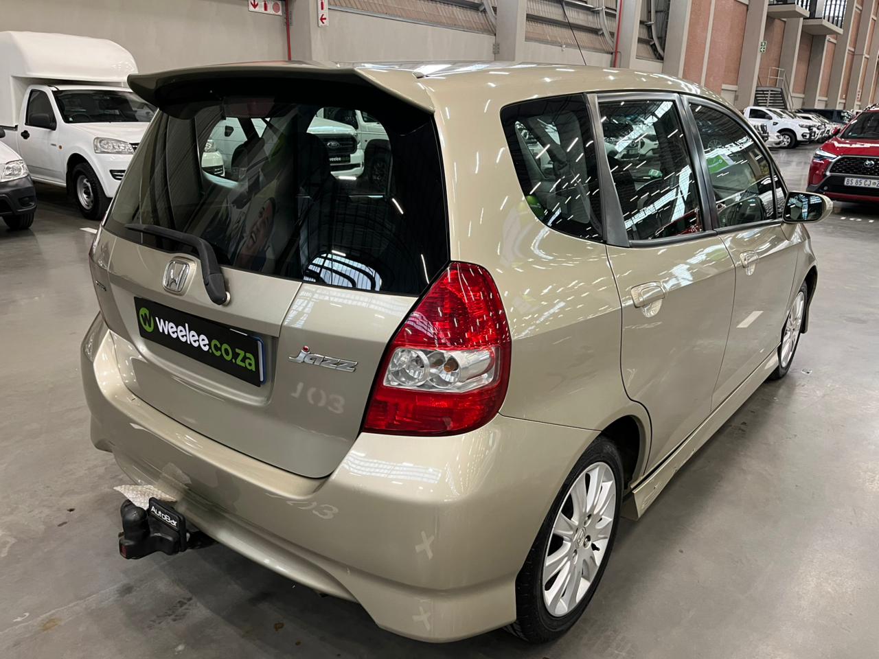 HONDA JAZZ JAZZ 1.5i