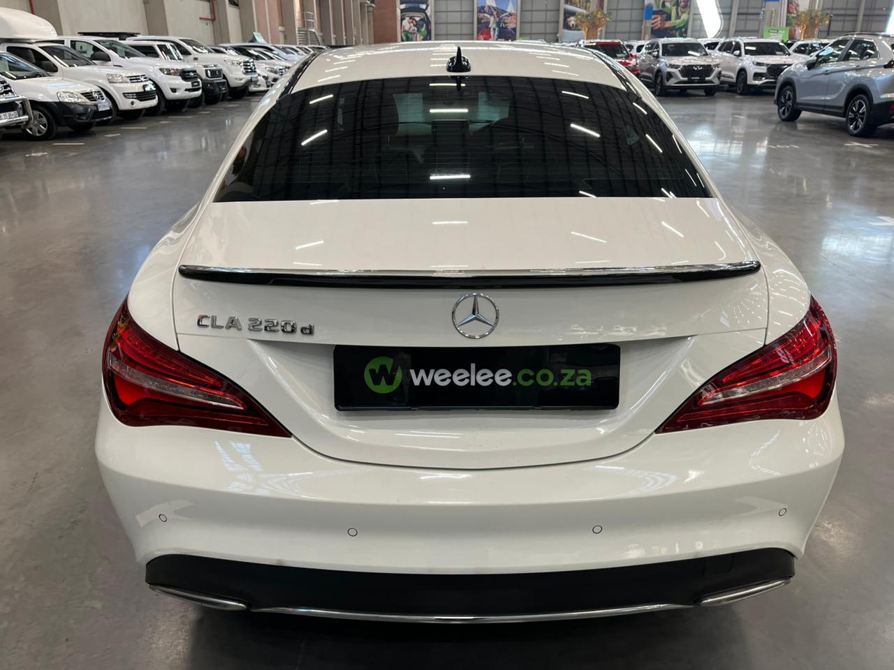 MERCEDES-BENZ CLA CLA220d URBAN A/T