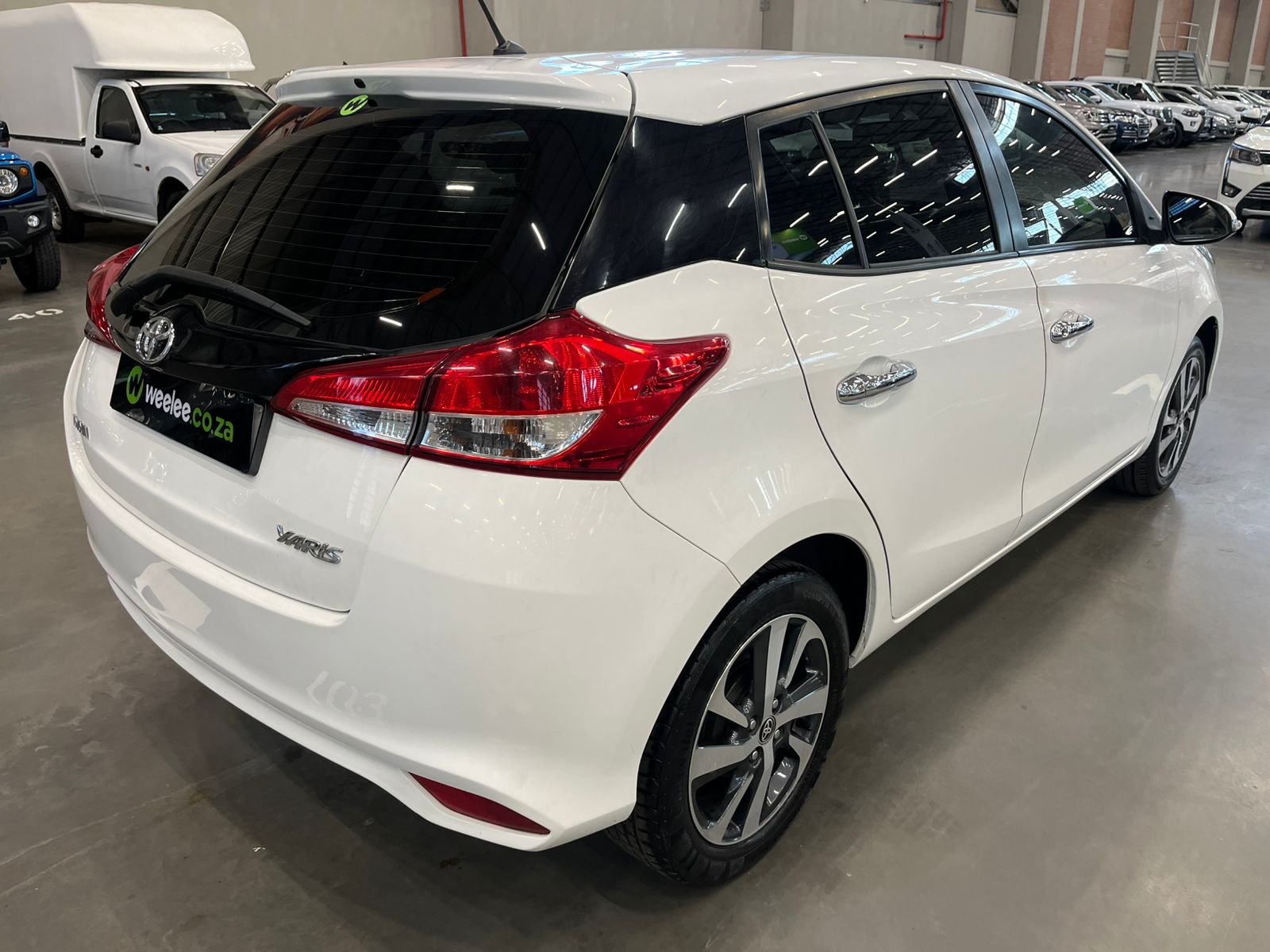TOYOTA YARIS YARIS 1.5 XS CVT 5Dr