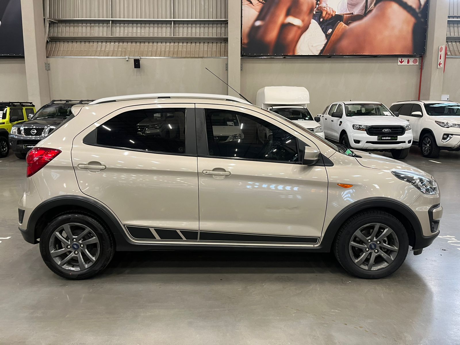 FORD FIGO FIGO FREESTYLE 1.5Ti VCT TITANIUM 5DR