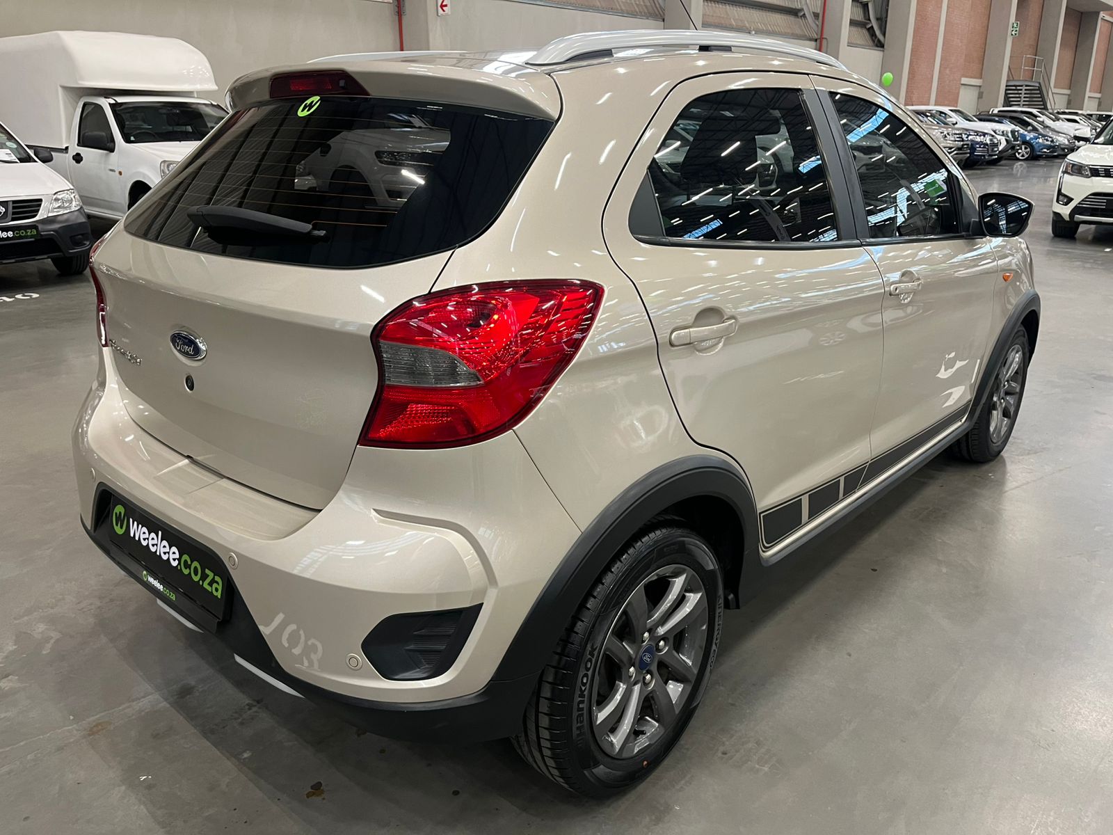 FORD FIGO FIGO FREESTYLE 1.5Ti VCT TITANIUM 5DR