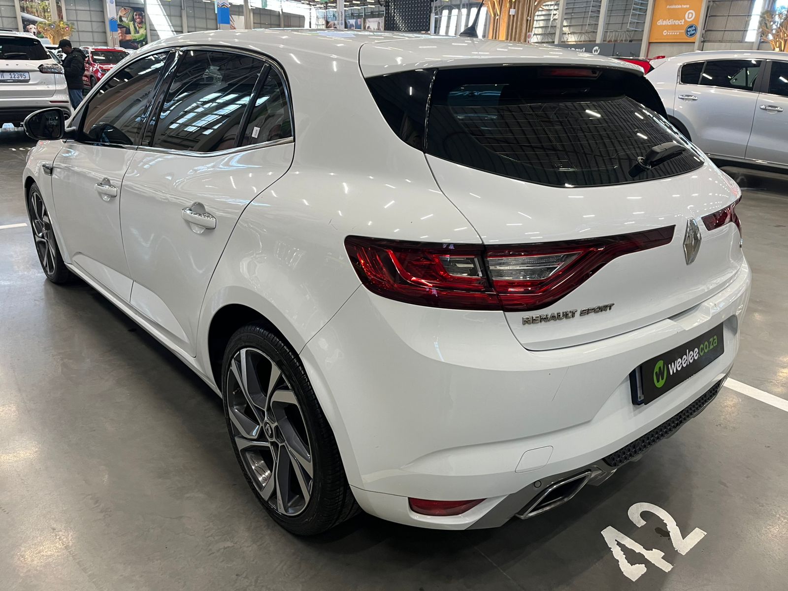 RENAULT MEGANE IV MEGANE IV 1.6T GT EDC 5Dr