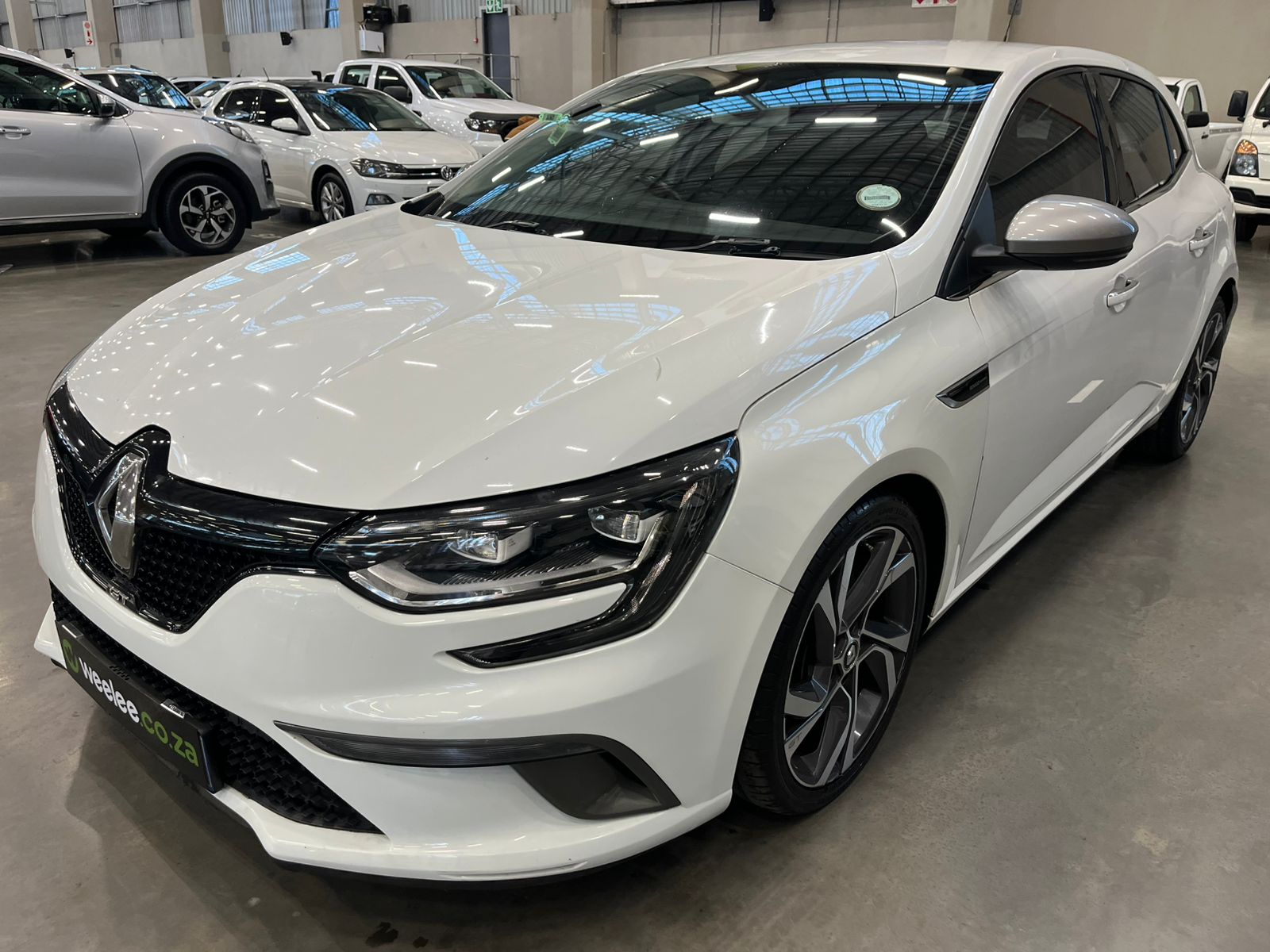 RENAULT MEGANE IV MEGANE IV 1.6T GT EDC 5Dr